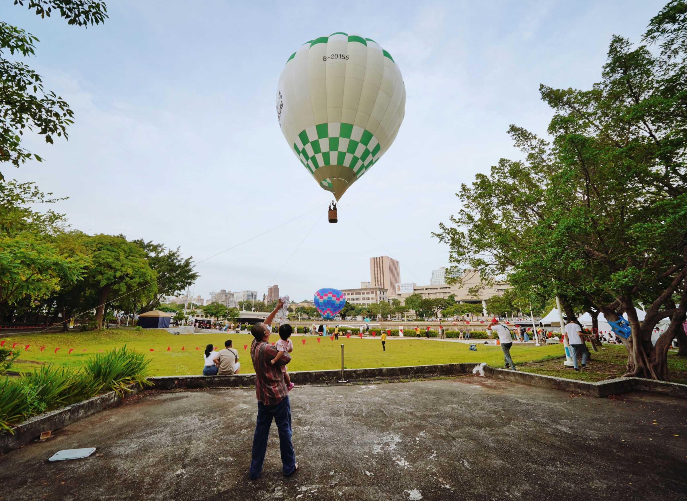 「高雄愛。月熱氣球」活動，觀光局因應民眾敲碗，宣布加碼。
