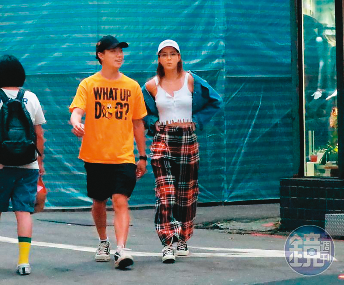 ØZI的音樂才華備受肯定，但私事也成為八卦話題，曾被本刊拍到與陳怡安約會。（本刊資料照）