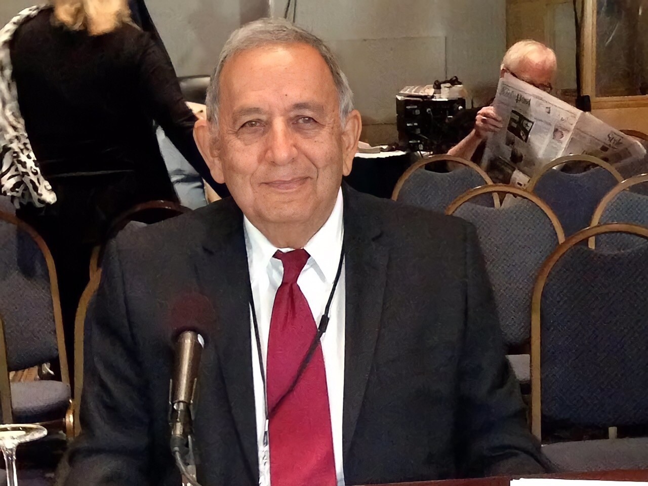 美國前空軍軍官羅伯特將舉行記者會，揭露美軍隱瞞外星生命的真相。（翻攝Robert Salas IG）