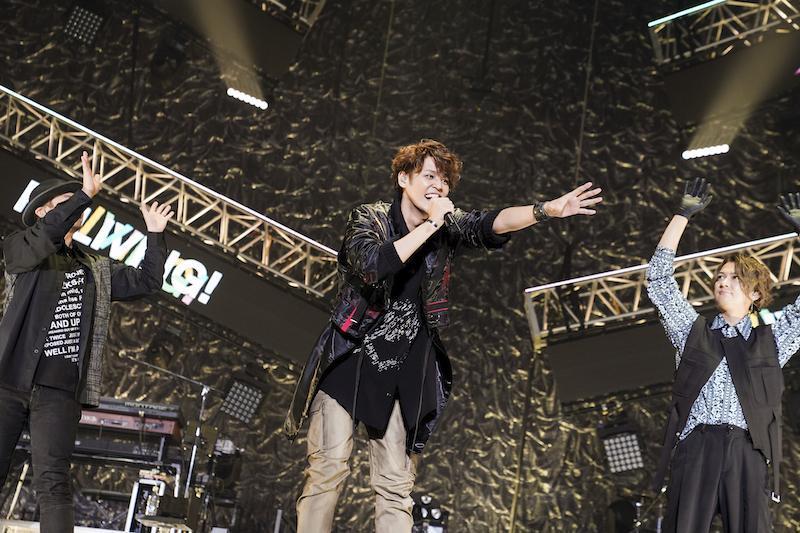 宮野真守（中）上週末接連兩天舉辦實體演唱會，和久違的粉絲面對面。（華納音樂提供）