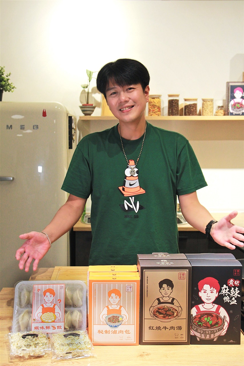 未來 「李饗煮易」也將駐點百貨美食街，與饕客更進一步的面對面接觸。
