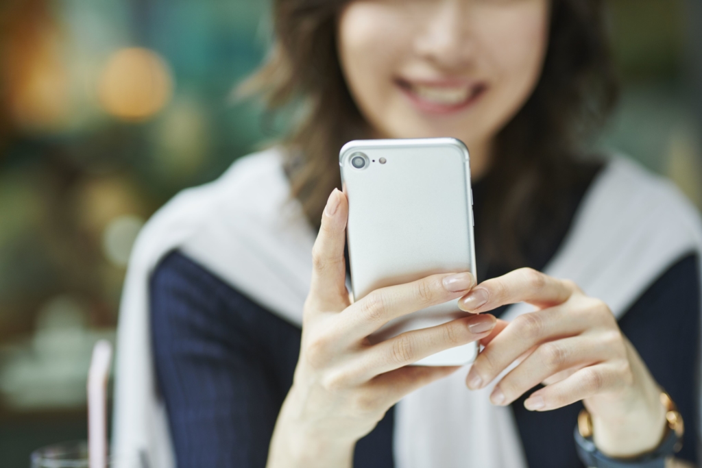 一名女大生送修手機慘被外流個資。（翻攝自bizspa）