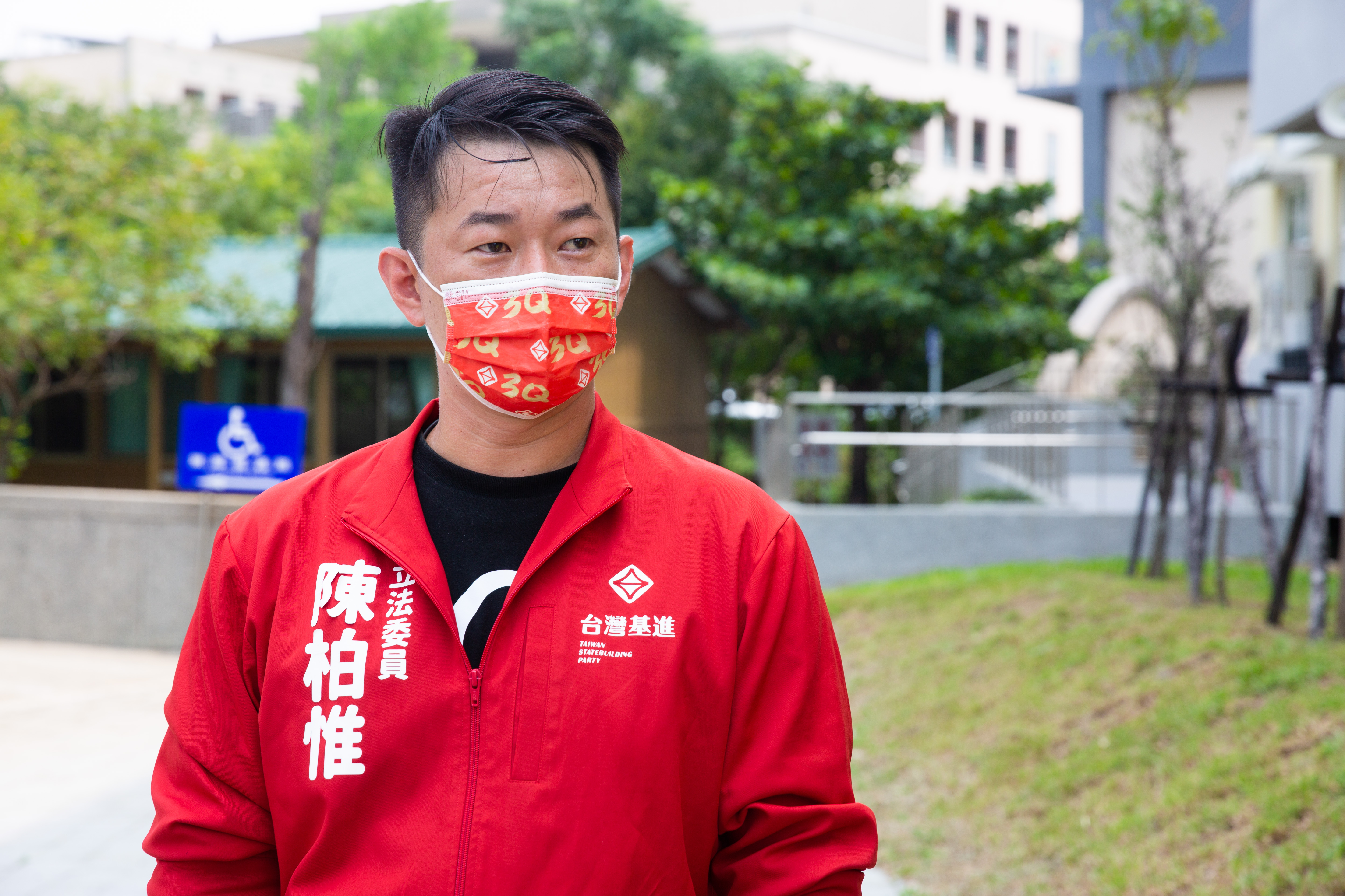 蔡英文在民進黨線上中常會表態，大力支持陳柏惟（圖），不希望他遭到罷免，成為國民黨「全黨打一人」惡鬥下的犧牲品。（本刊資料照）