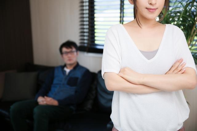 有位新婚人妻面臨婚後與老公生活不適應的狀況,她真心呼籲大家,「結婚前一定要同居個半年以上」。(示意圖,photoAC)