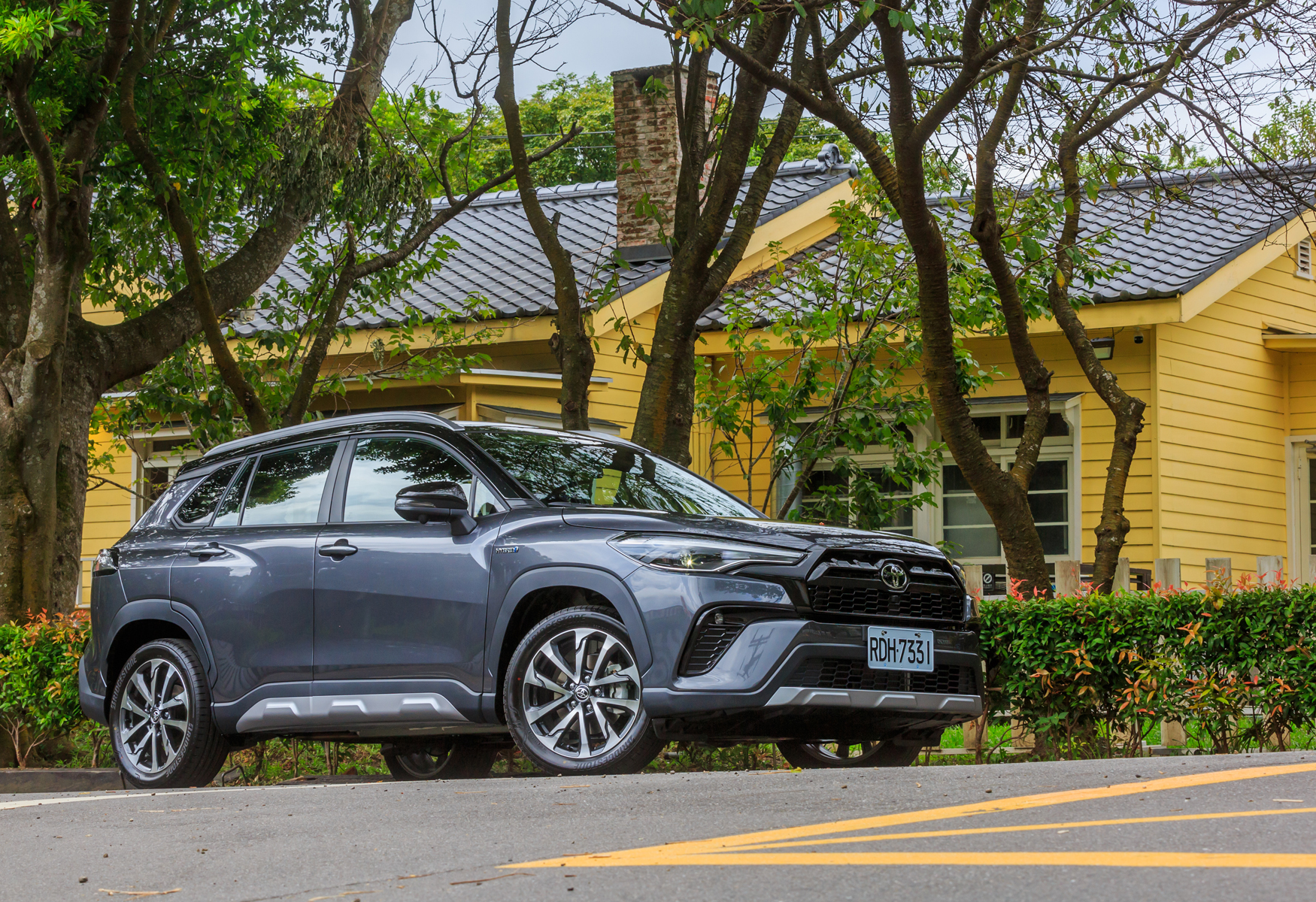 【鏡試駕】神車轉骨！TOYOTA Corolla Cross Hybrid GR Sport