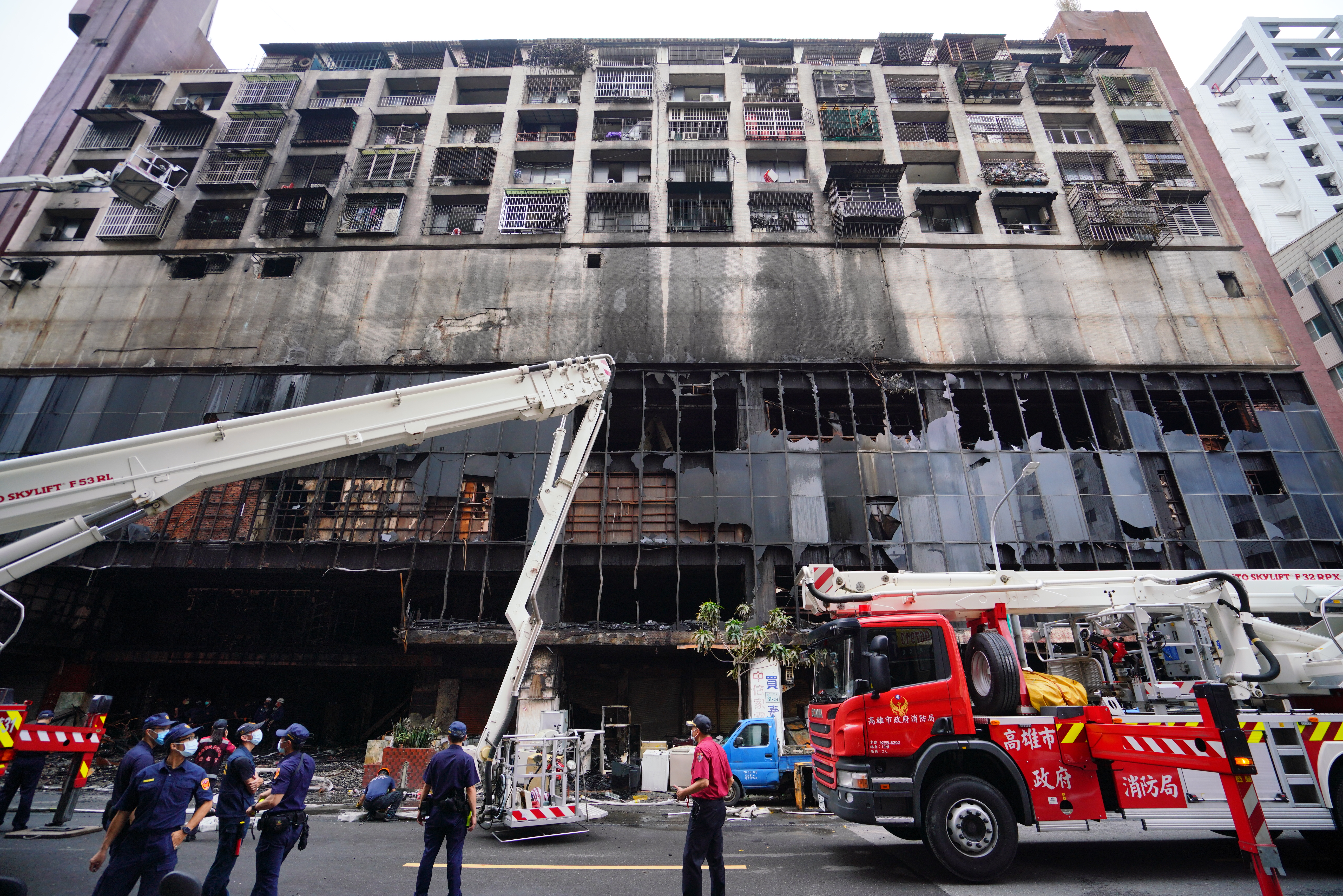 高雄城中城社區大樓老舊無管理委員會，被認為是這次事故會有嚴重傷亡的原因之一。