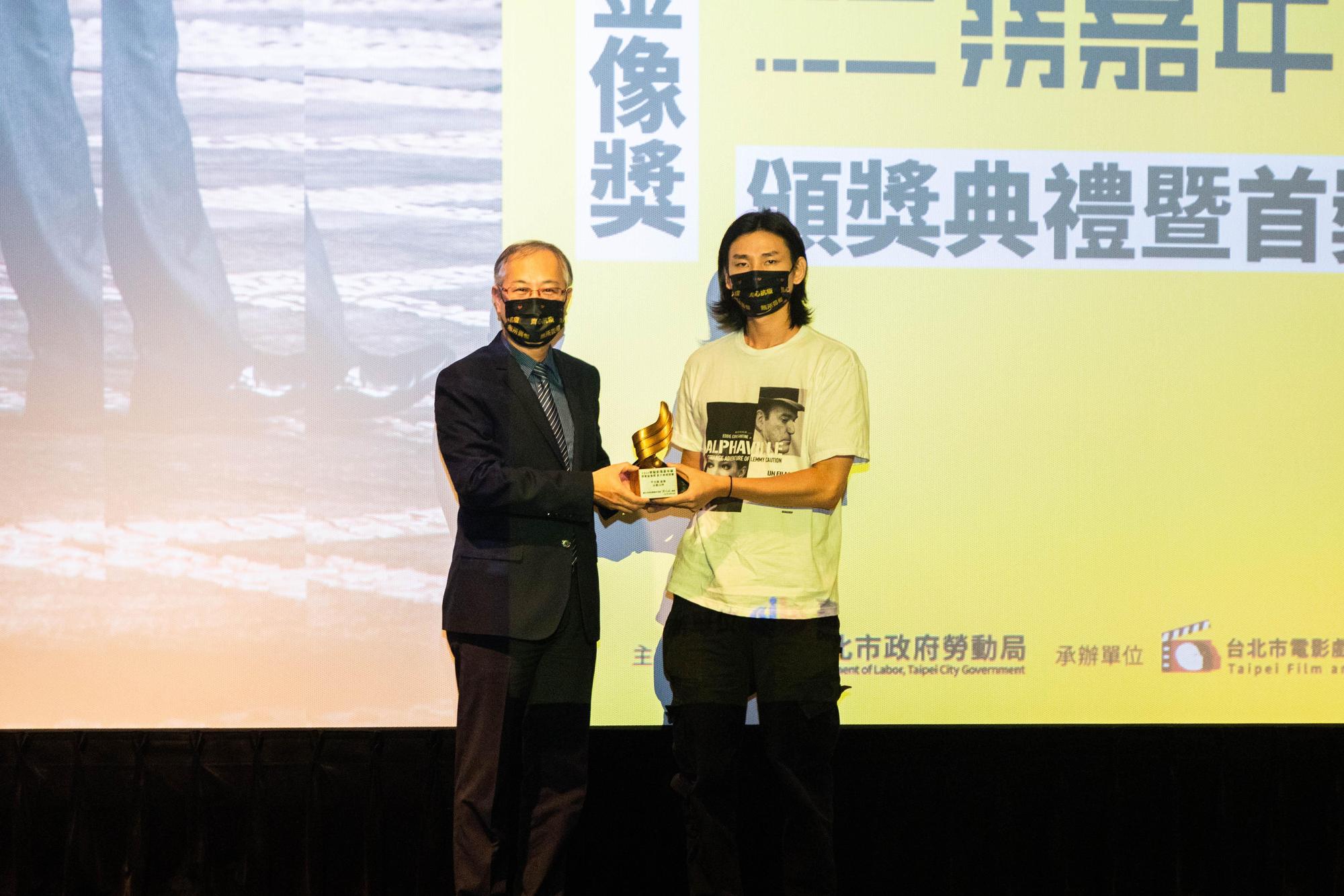 首獎獎落許鴻財執導的短片《以啟山林》。（電影戲劇業職業工會）