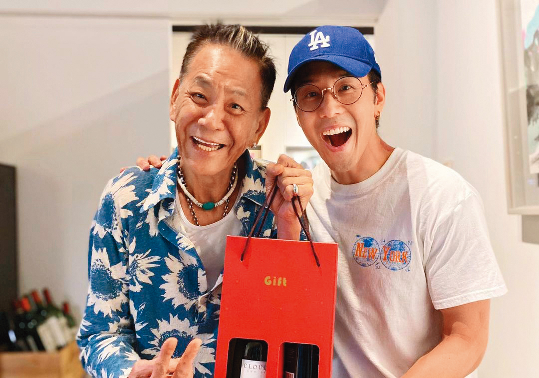 胡宇威原訂和龍劭華（左）一起在台北電影獎頒獎，如今卻因龍劭華驟逝徒留遺憾。（翻攝自胡宇威IG）