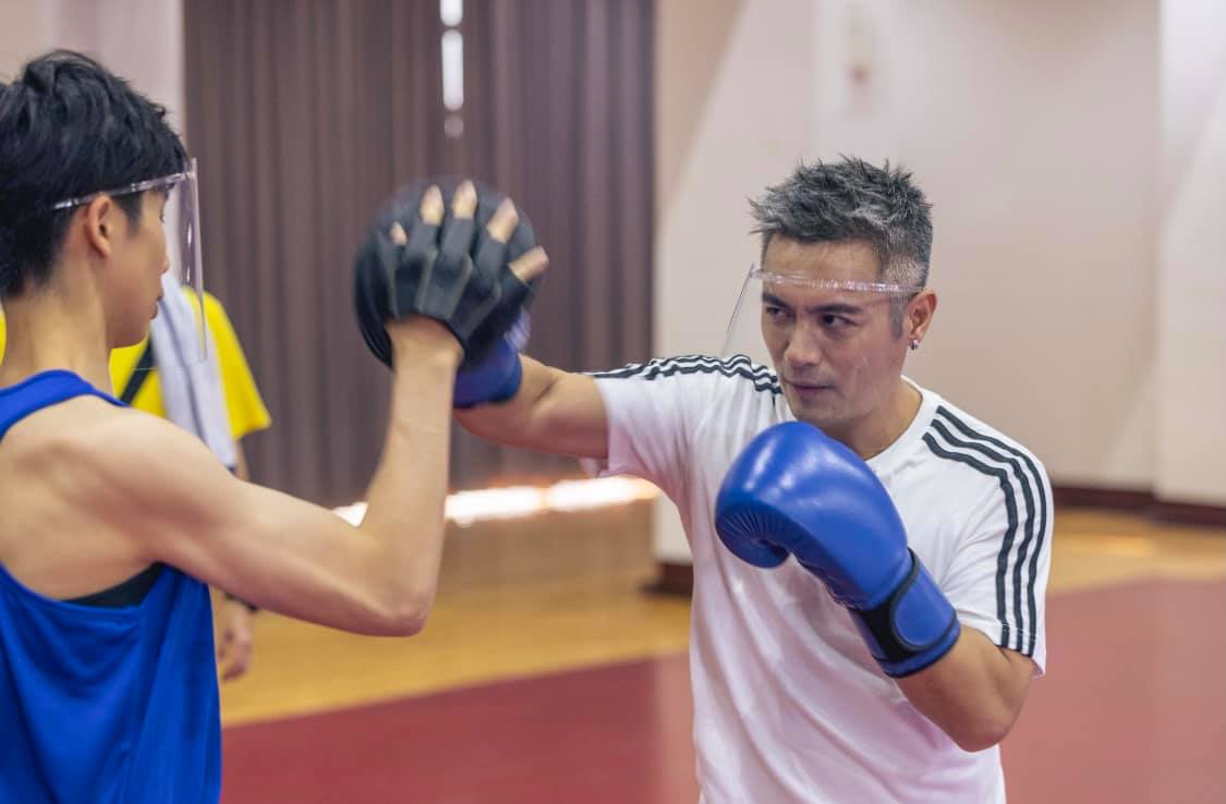 范逸臣自表練習時舊疾復發，後來只得退出《全明星》。（翻攝范逸臣臉書）