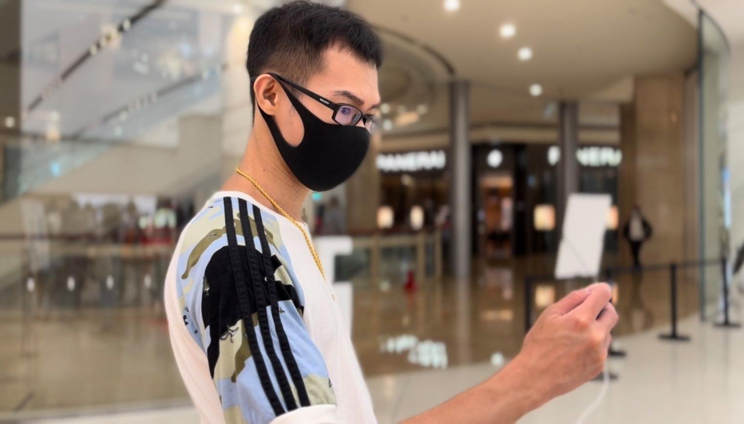 另類網紅鄧佳華昨晚po文，「AI換臉謎片，我看了真的覺得很噁心」，他還自己在下方留言「我會保護所有女生」。（翻攝自鄧佳華臉書）