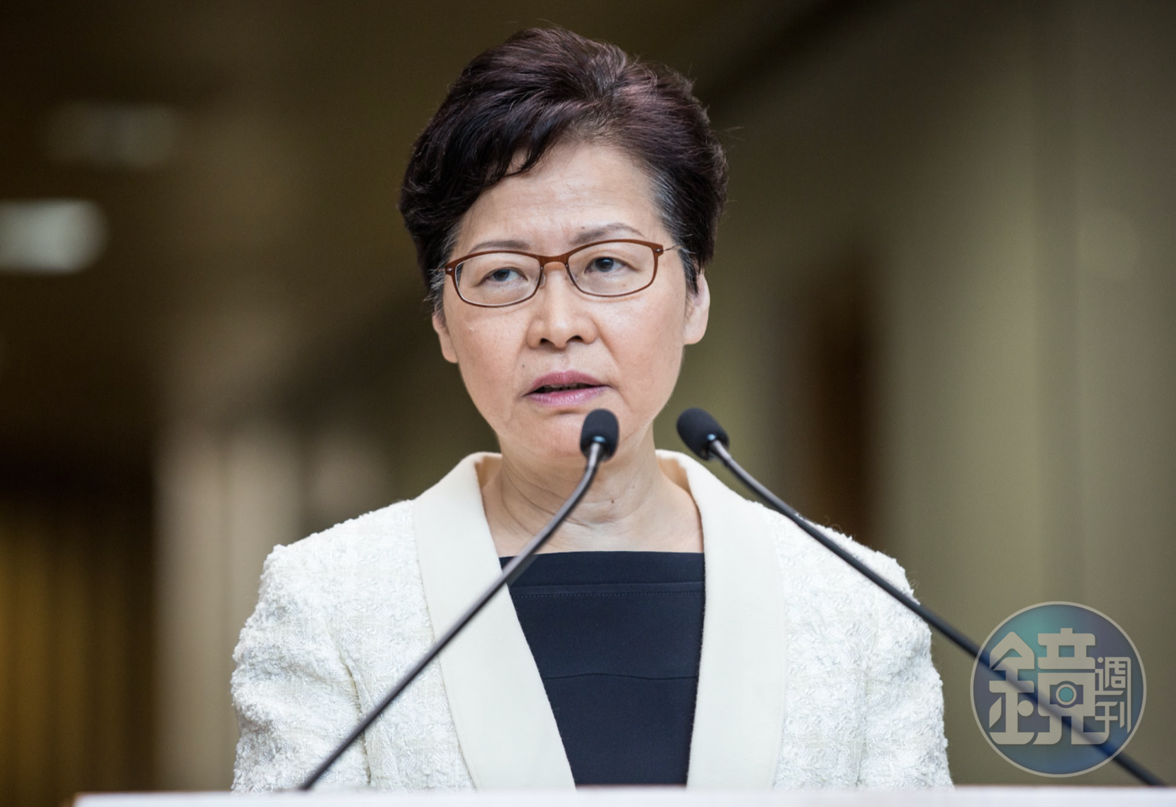 香港政府堅持「動態清零」為目標，但確診數直線增長，專家建議政府積極考慮封城，特首林鄭月娥今重申「向病毒投降並非選項」。（資料照）