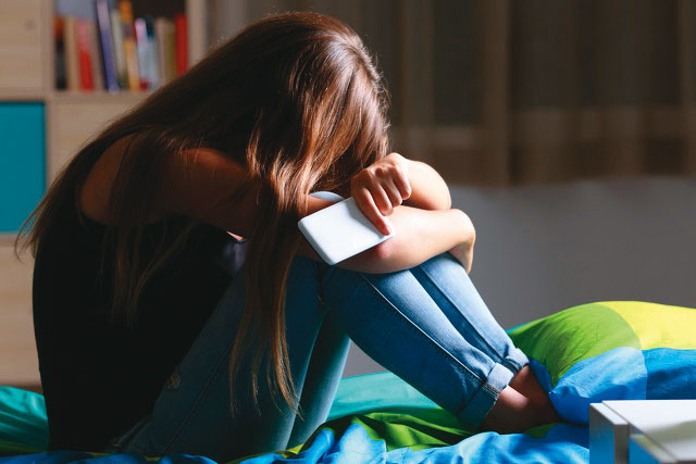 多名曾和男模霆鋒發生過關係的女性，私訊A小姐表示懷疑自己也被偷拍。（示意圖，東方IC）