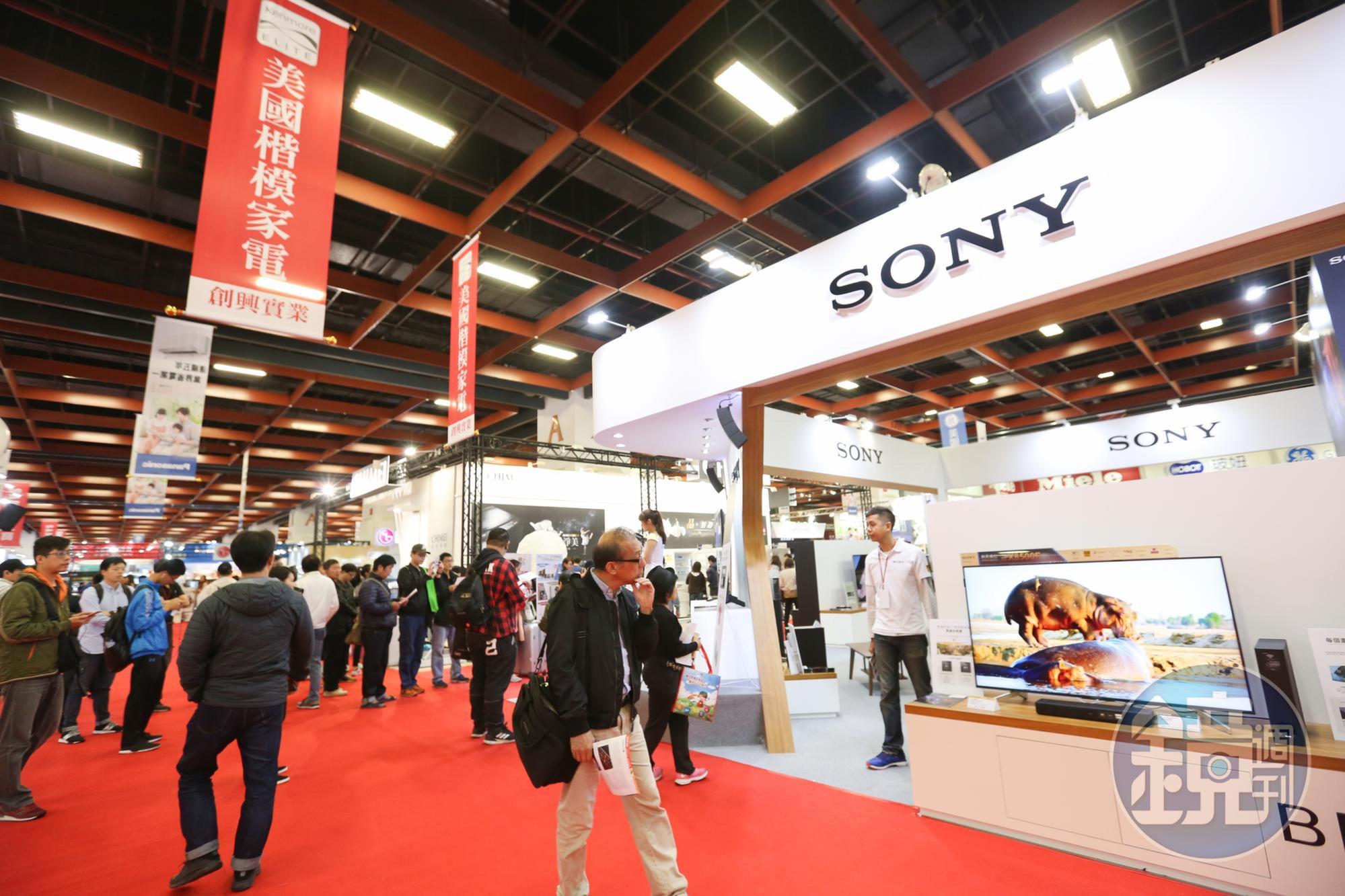 不敵中國品牌快速崛起與價格競爭，Sony將分拆電視業務。（本刊資料照）