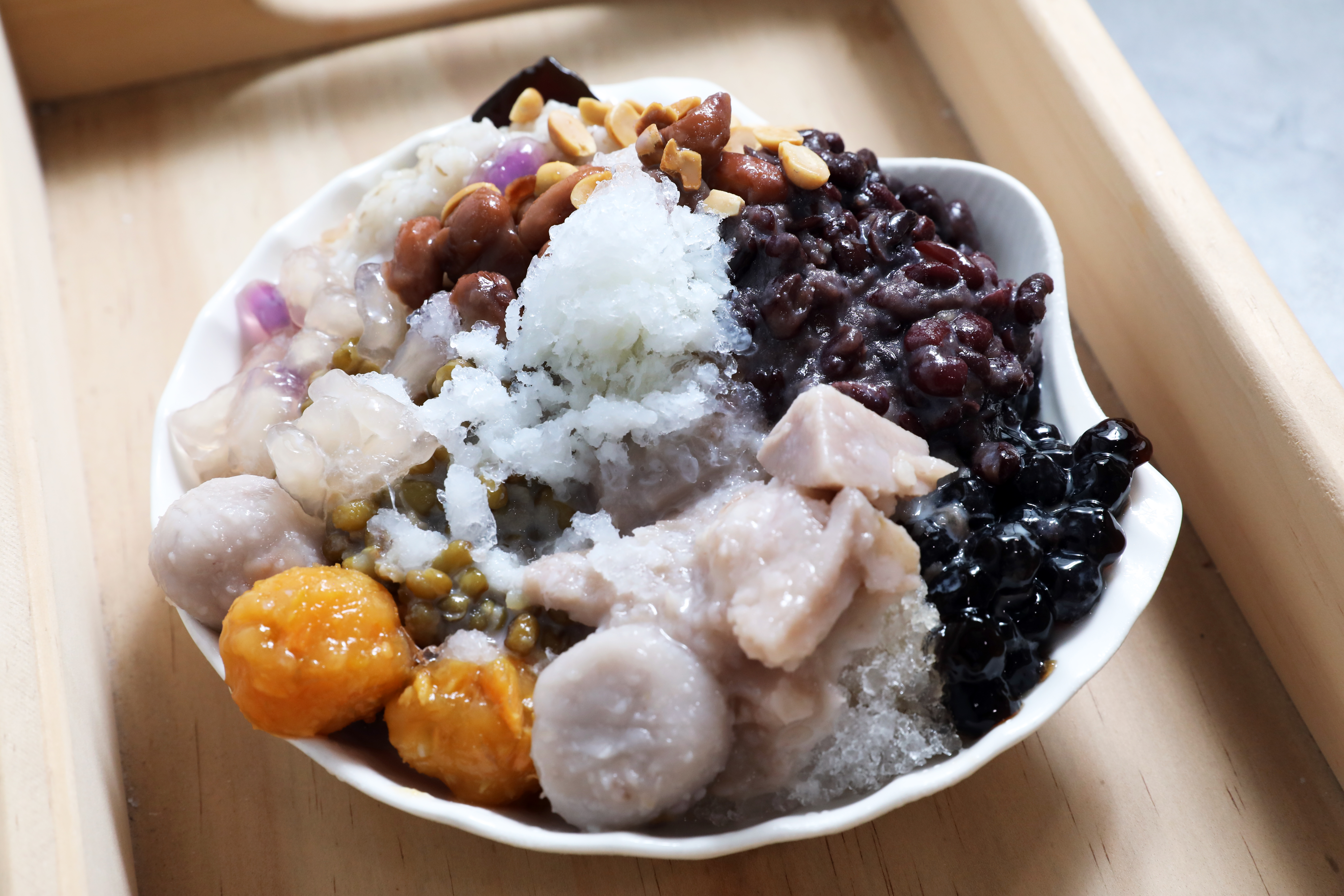 頭好壯壯的芋圓和地瓜圓為甜品增添美味。