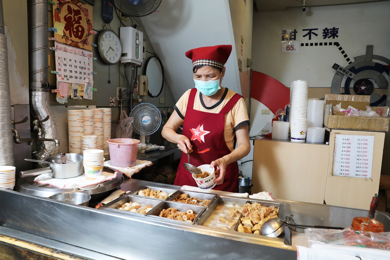 老店創立30多年，只賣甜不辣。 