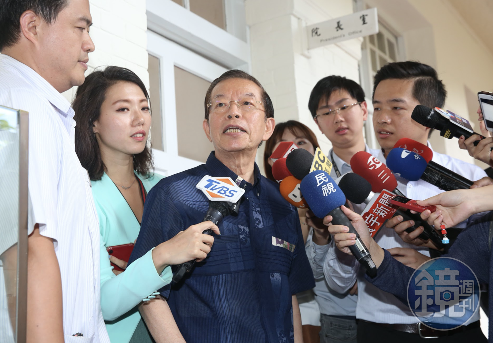駐日代表謝長廷今駁斥創黨主席江鵬堅被指臥底「不是事實」。(資料照)