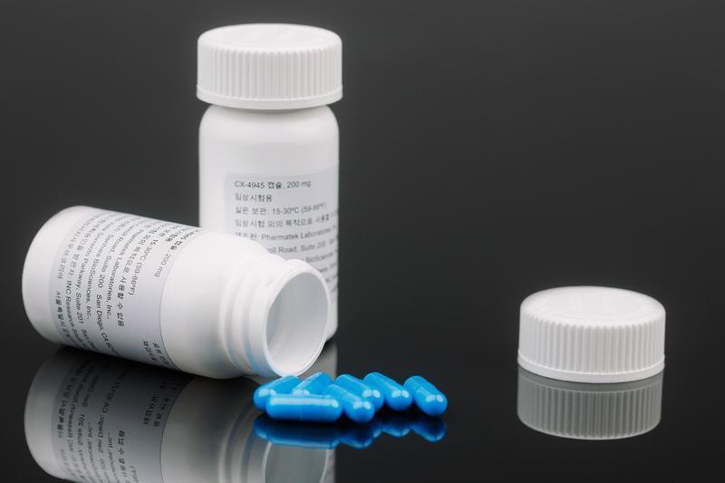 生華科開發中新藥Silmitasertib療效數據已展現對中症患者的臨床效益(Clinical benefit),是目前台灣開發新冠藥物生技公司中,第一家新藥在抗COVID-19治療已經取得二期正向人體療效數據。(生華科提供)