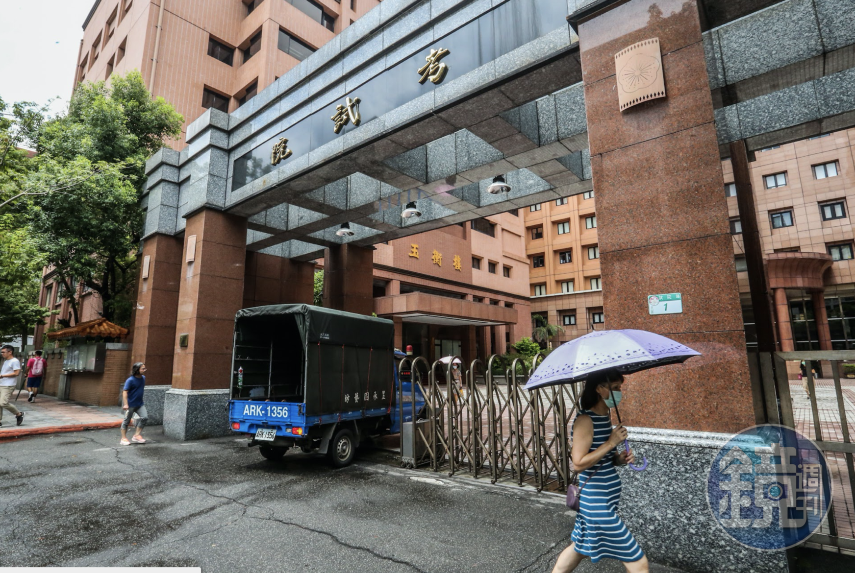 民進黨啟動修憲工程，提案中包含3大方向，包括確定廢考監、18歲公民權、降低修憲門檻。（資料照）