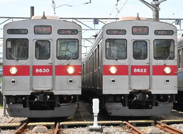 東急電鐵這次販售的是主要運行在田園都市線的8500系車輛，已有超過40年的歷史，共有四列電車退役開放購買，一台完整車廂售價176萬日圓（約新台幣45萬元）。（圖片翻攝東急電鉄官網）