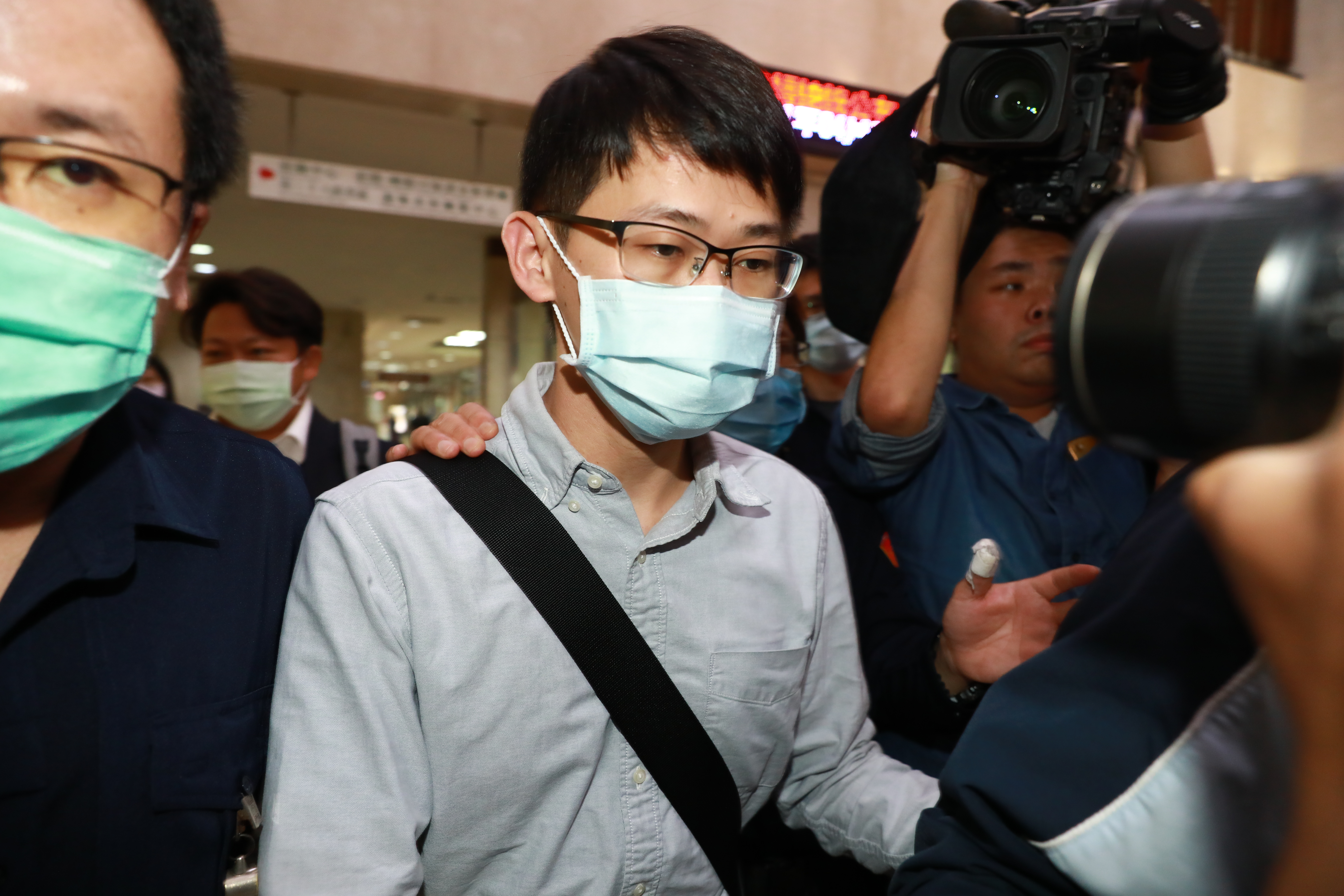 刪除監視器畫面的許姓時任所長獲得緩起訴處分。