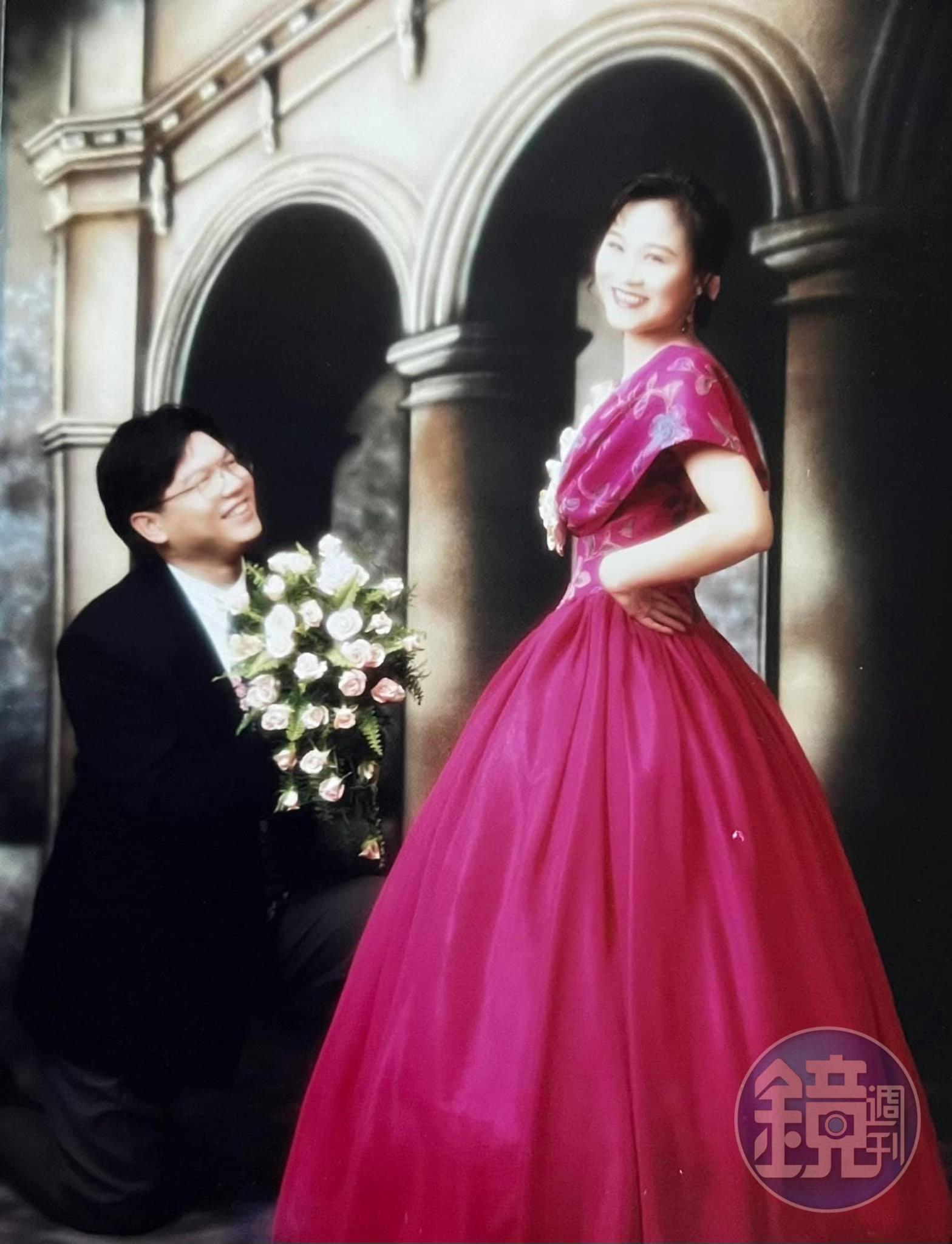 一定要PO這張求婚照。