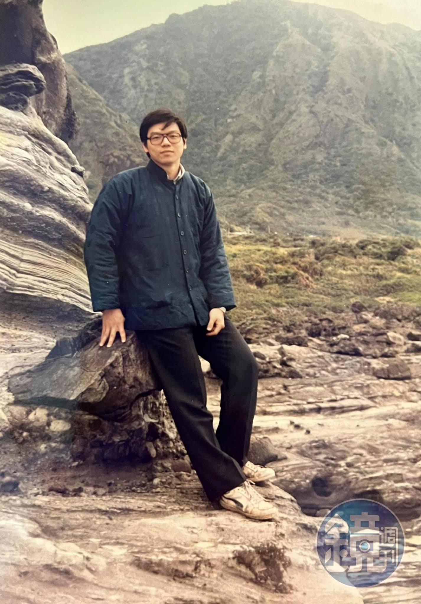 大學畢業要實習前，就喜歡穿藍襖。