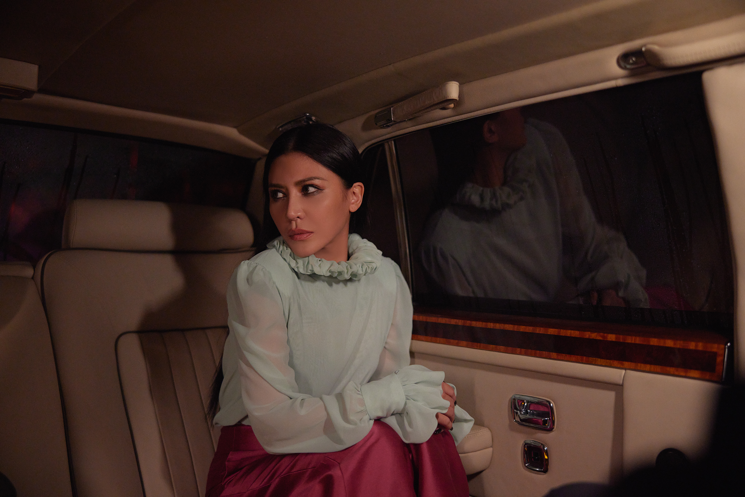 艾怡良將發新專輯，意外曝光自己曾醉倒在王心凌大腿的趣事。（環球提供）