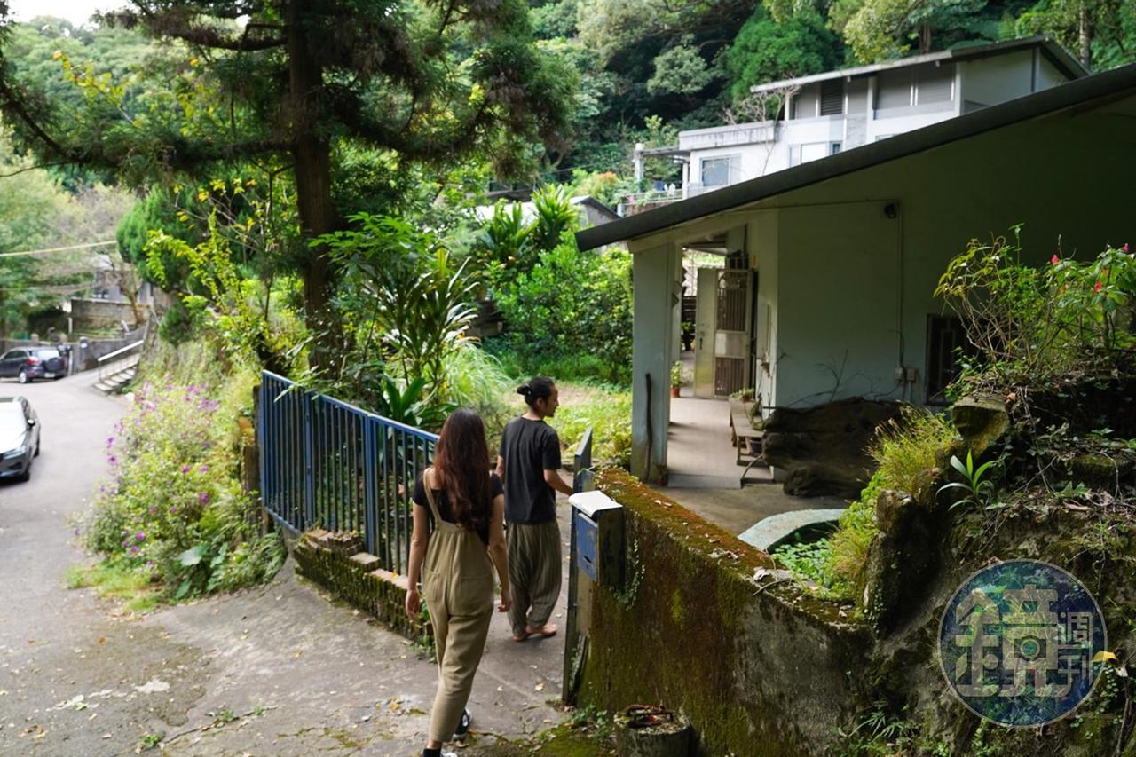 山中小屋是茶藝館也是張益銓的起居室。