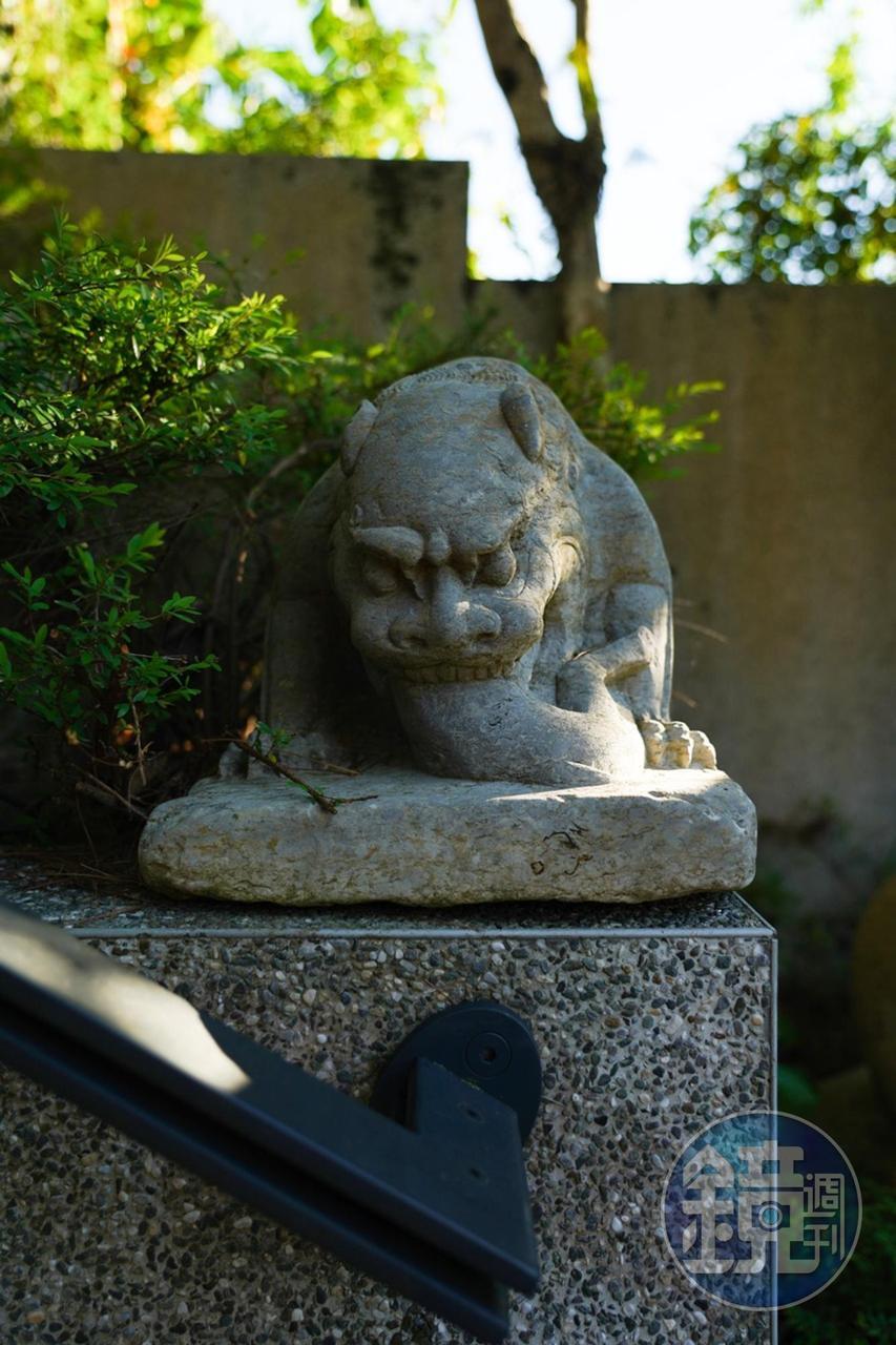 活靈活現的小石獅為園區增添朝氣。 