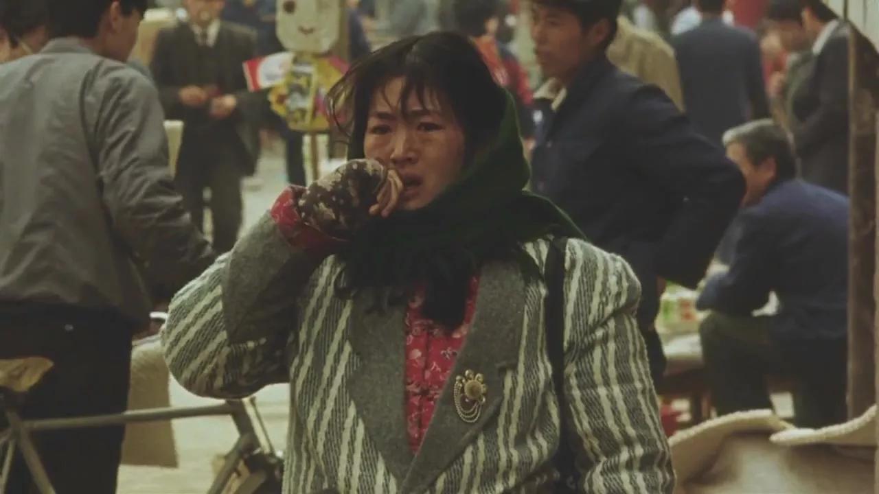 鞏俐在對岸影壇地位崇高,是影史第一位主演作品在歐洲三大影展都拿過最高榮譽的女星,圖為《 秋菊打官司》。(網路圖片)
