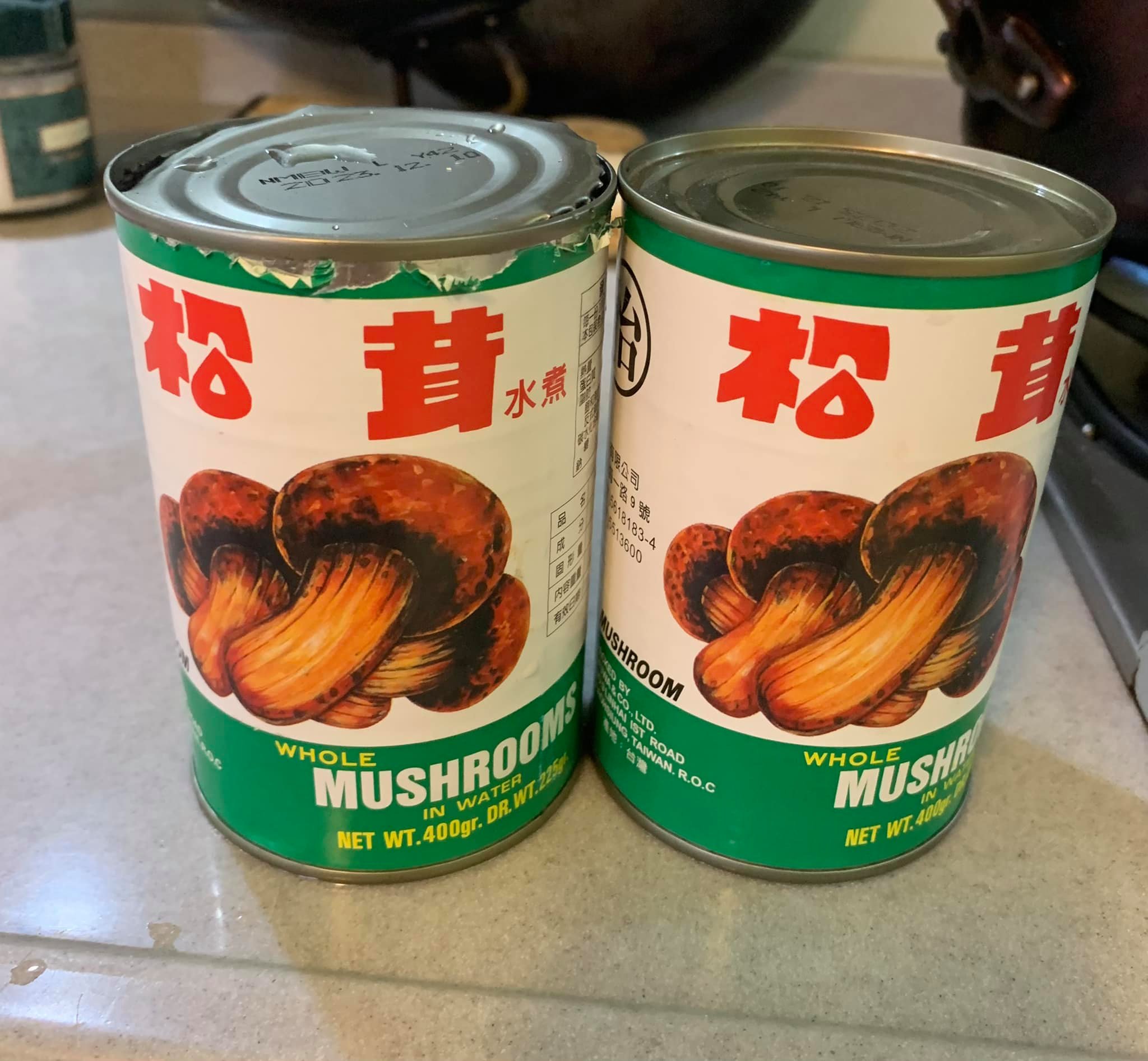 買不到新鮮松茸，罐頭味道差一級，大兒子覺得有土味。