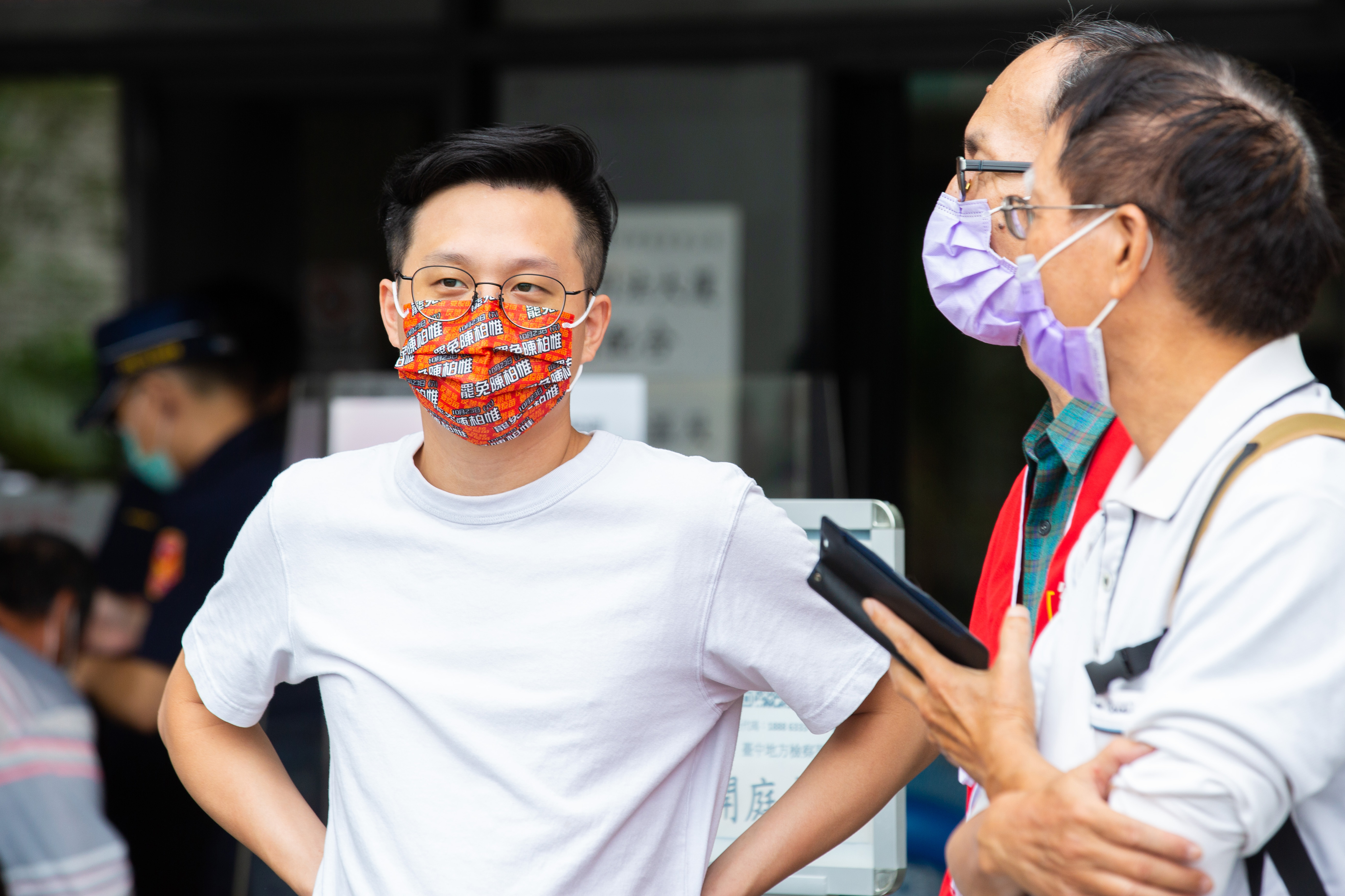 刪Q總部發言人Max表示，明天會不會過的關鍵在於大家敢不敢出來投票。