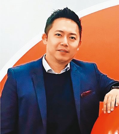高雄企業家吳同喬投資高雄鋼鐵人隊後擔任領隊，上週以理念不合請辭。（高雄鋼鐵人提供）