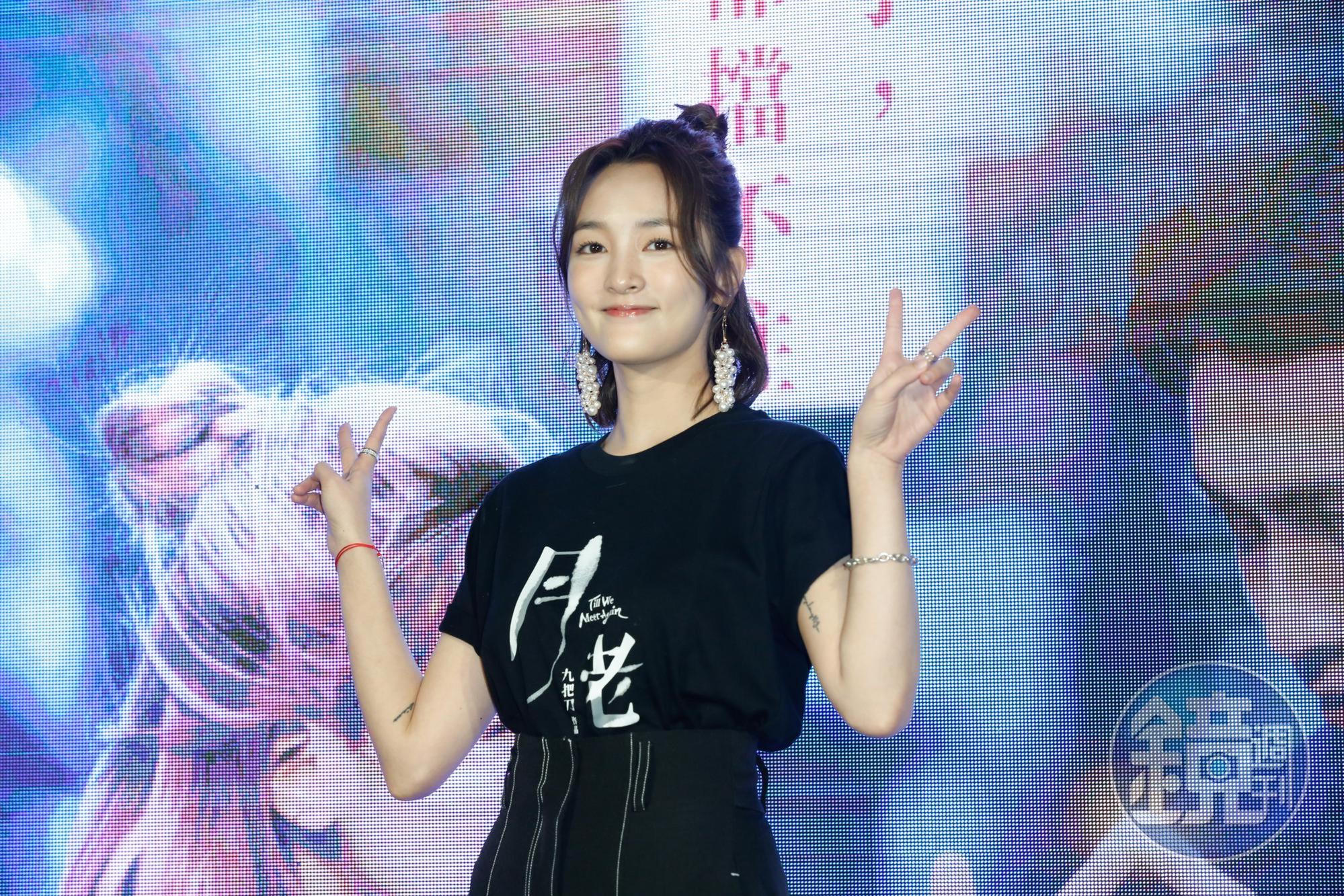 《月老》算是王淨首度正式演出喜劇,她在片中既潑辣又頑皮,但是也很深情,角色超討喜。