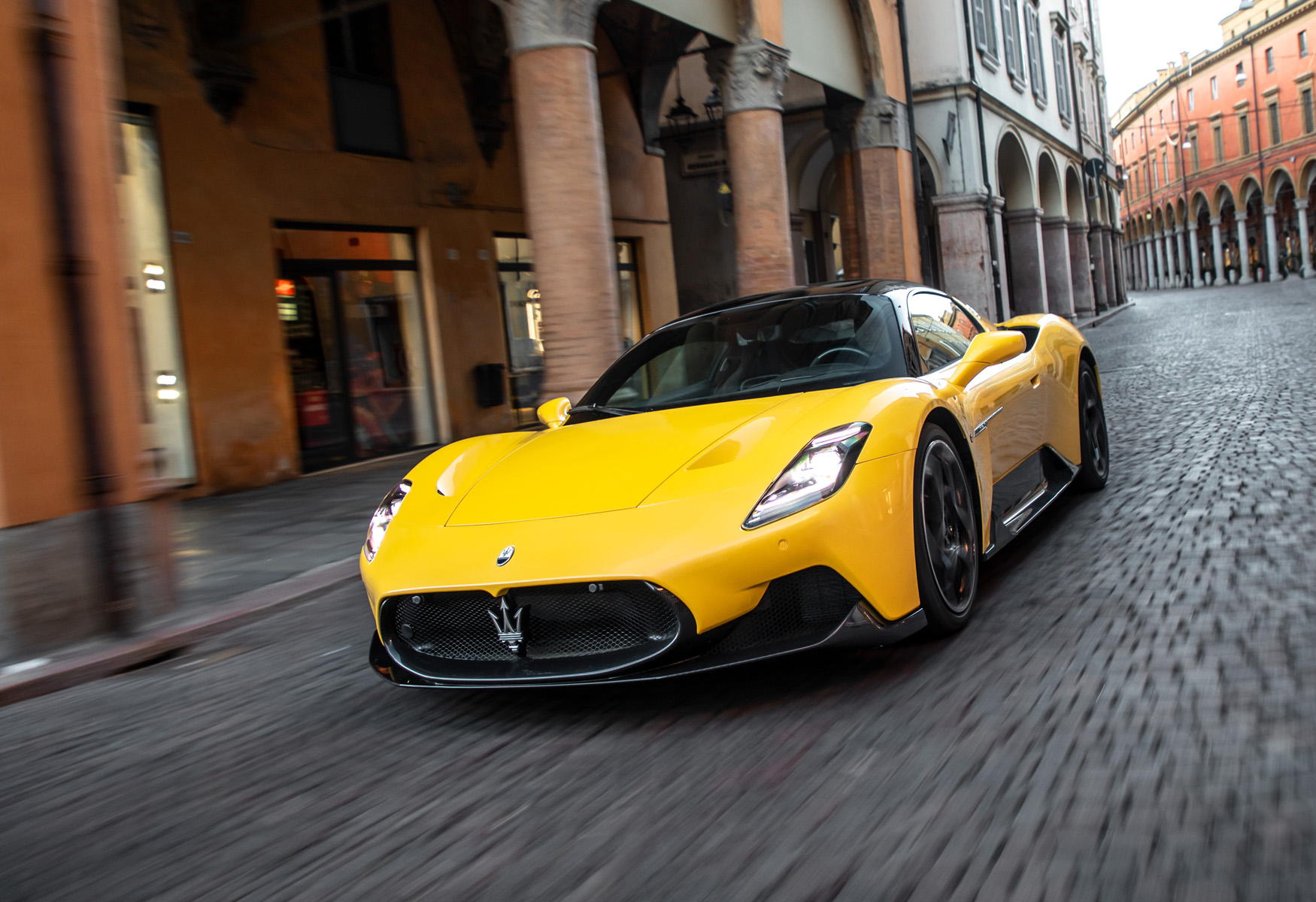 【新車登場】最速海神！Maserati MC20