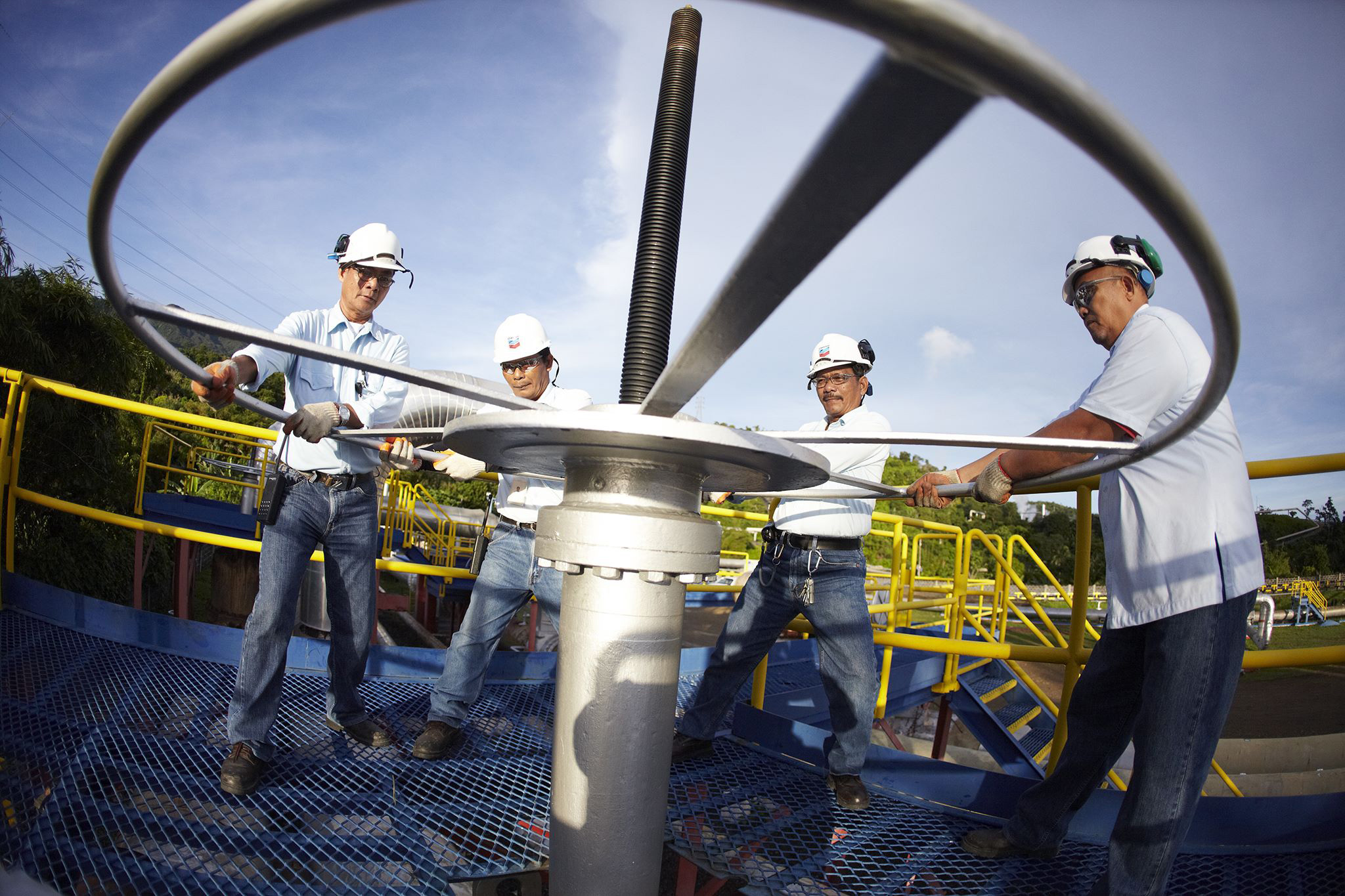 反聖嬰現象讓今年冬天可能更為寒冷，在天然氣、石油與煤礦短缺之際，能源價格恐維持在高檔。（翻攝Chevron臉書）