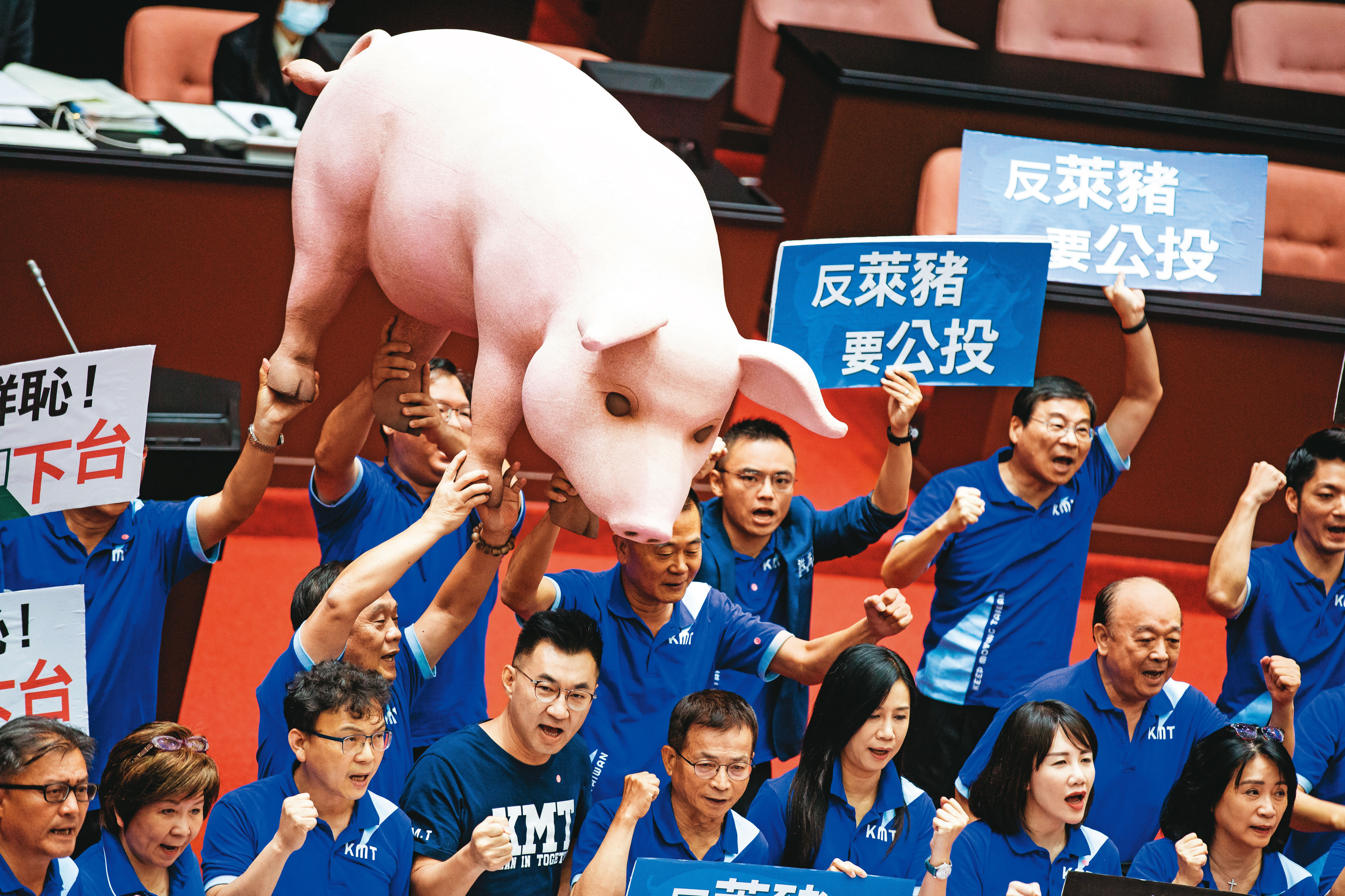 國民黨接下來將迎戰年底4大公投，全力拚反萊豬及公投綁大選案過關。