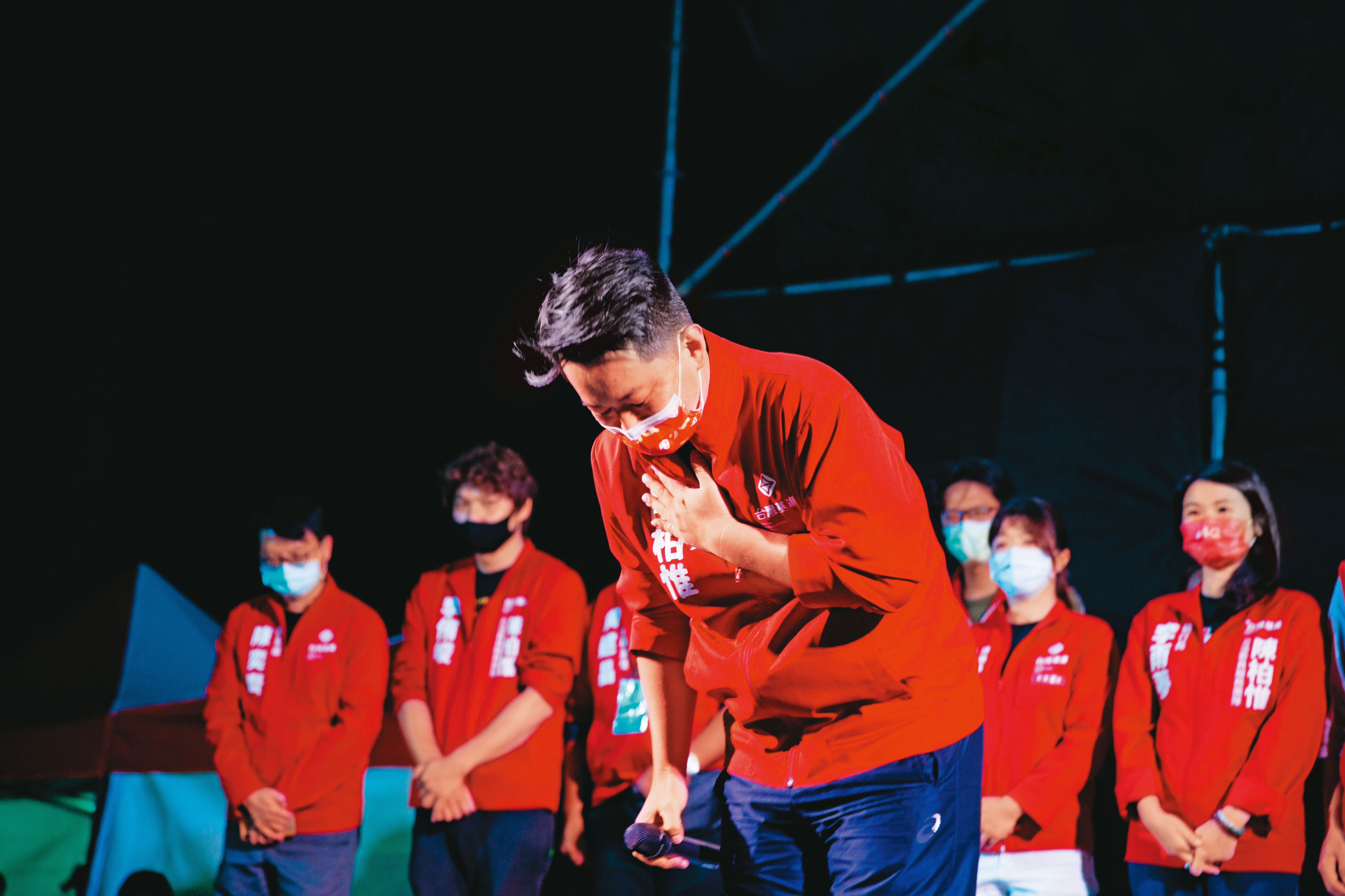 陳柏惟確定遭罷免，他開票夜哽咽向支持者說：「我不覺得是輸，下一戰再贏回來。」