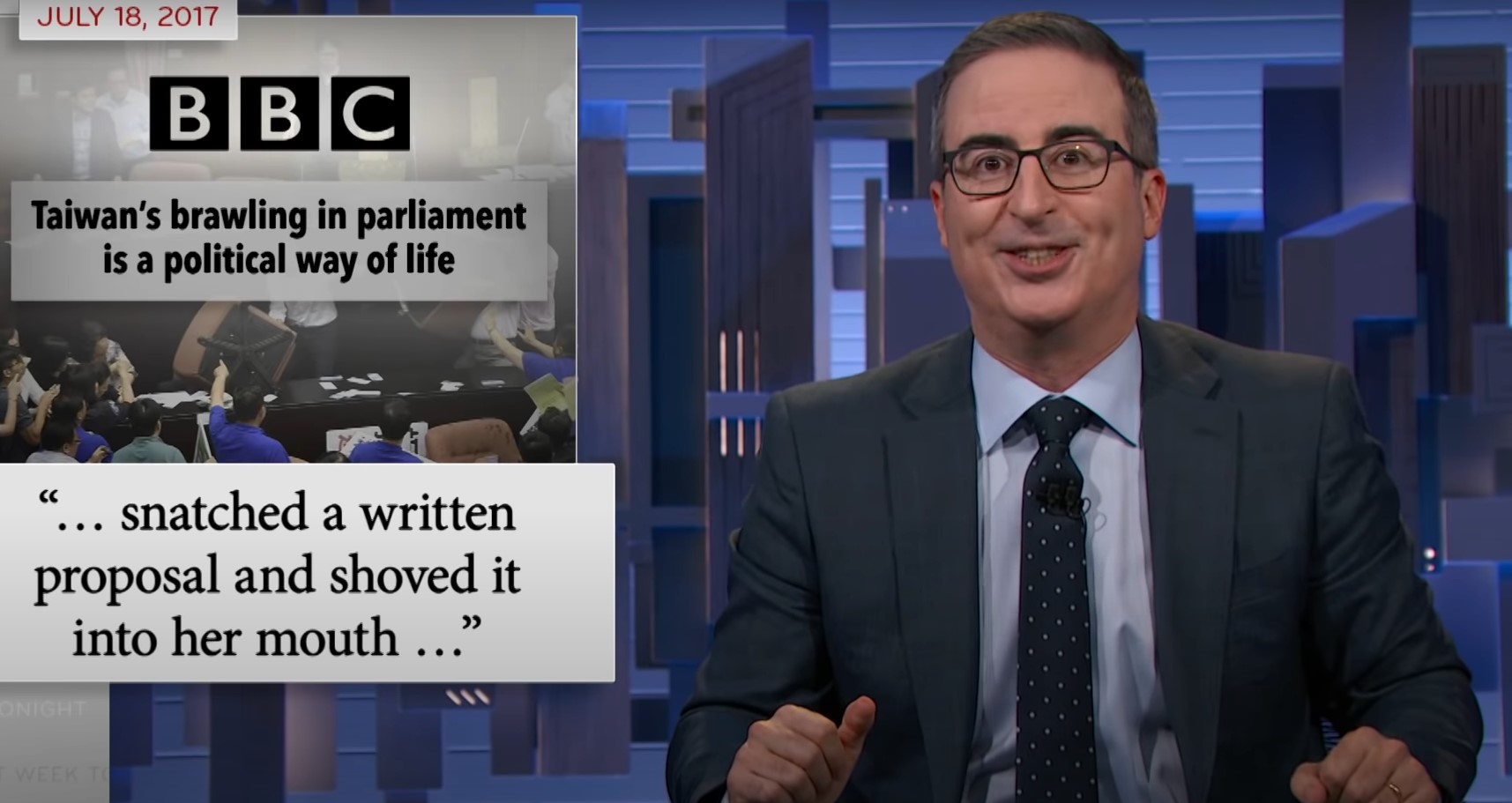 台灣國會的打鬥畫面成為節目笑點。（翻攝自Last Week Tonight YouTube頻道）