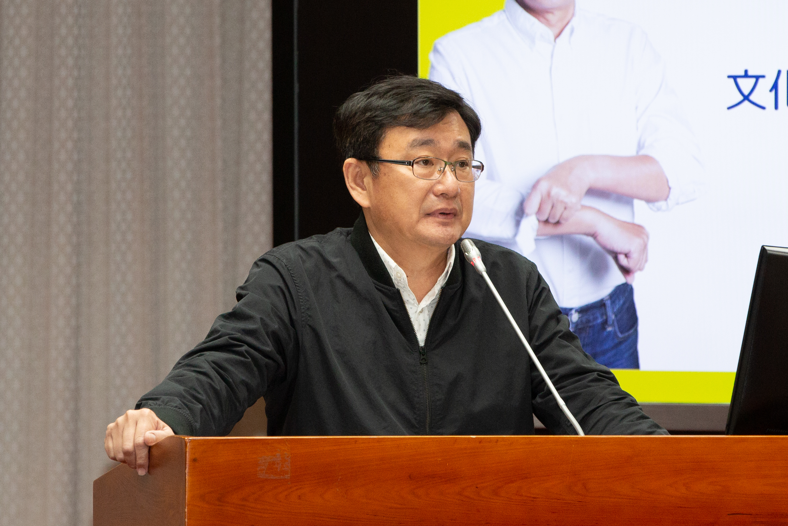 黃國書深陷線民風暴，沉默一週後首度發聲。（本刊資料照）