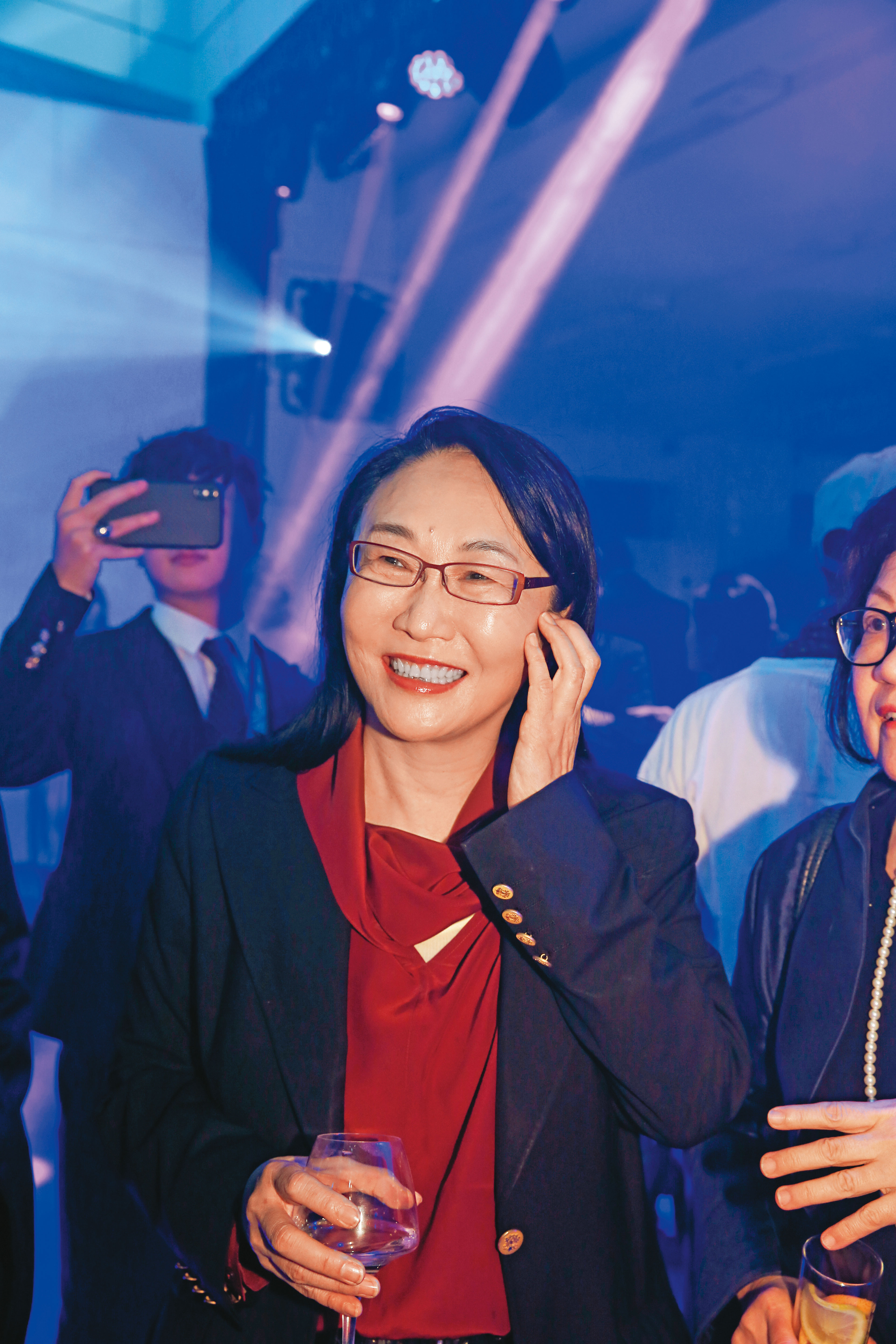 王雪紅密擘大眾版VR,力拚宏達電逆轉勝。