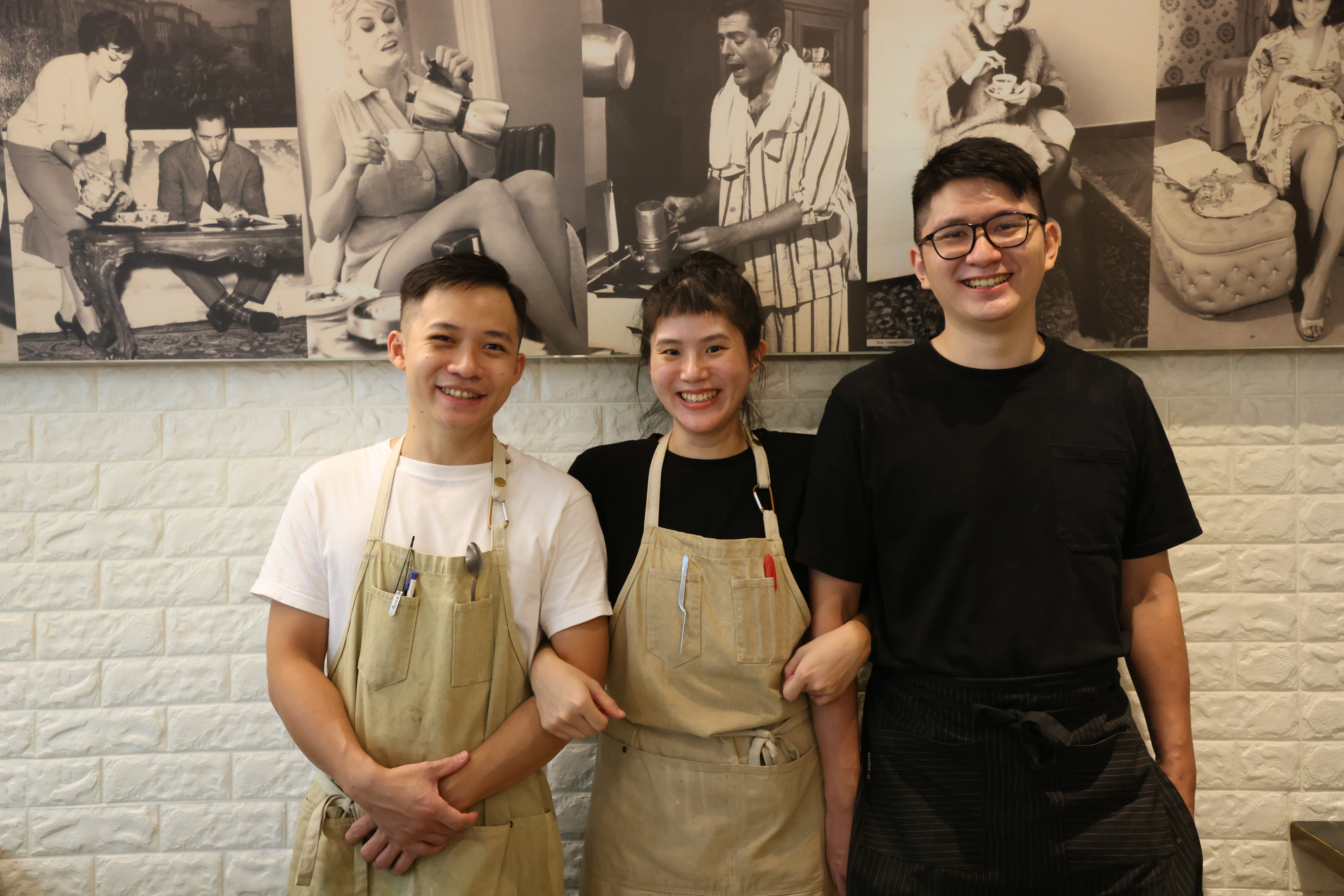店長Karen（中）和男友Aaron（左）、弟弟Jonathan（右）共同為16年老店注入年輕活力。