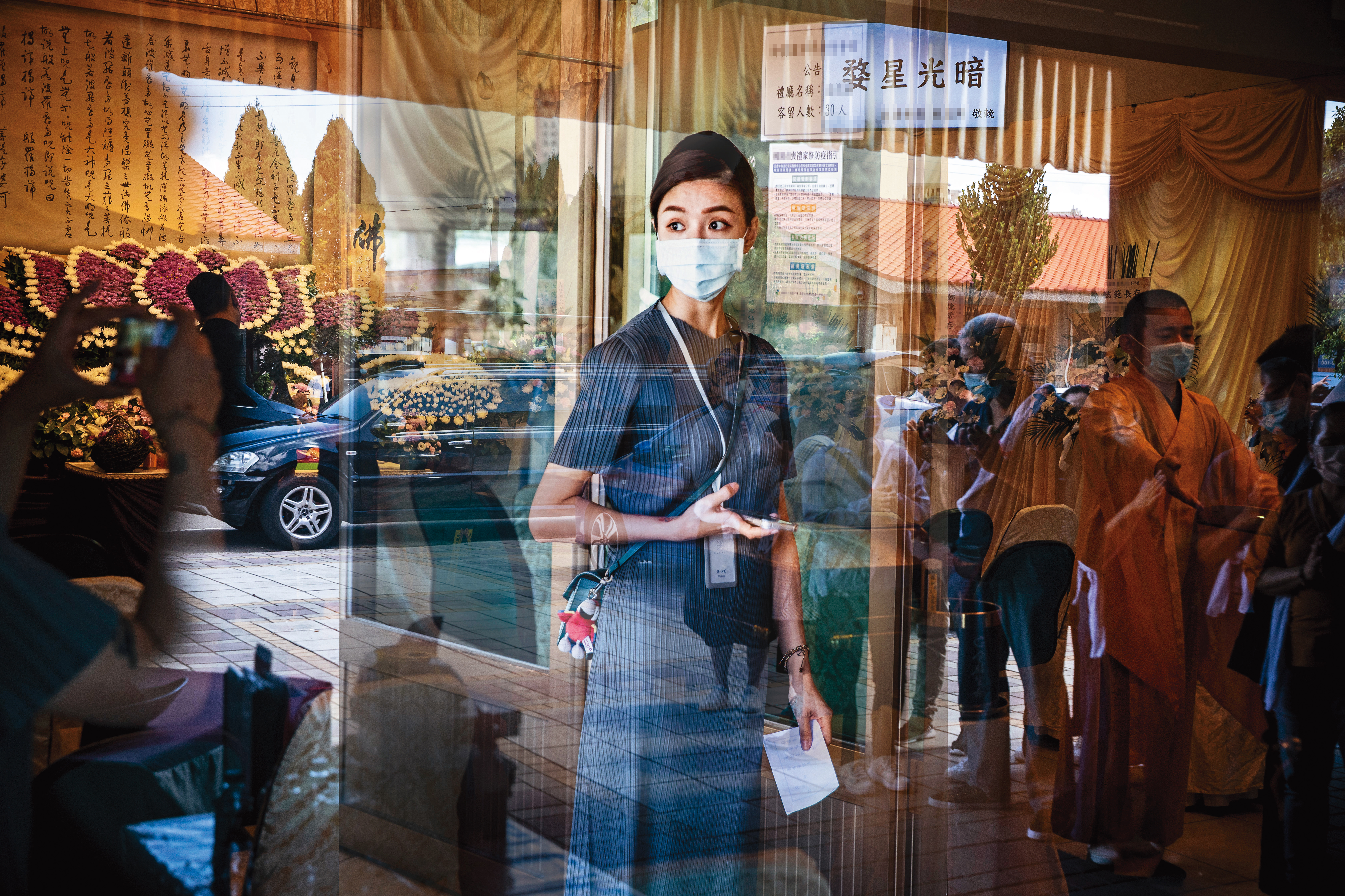 入行11年,許伊妃看過各式告別祭儀。她建議大家最好在生前規劃一場專屬於自己和家人的告別式,才能真正療癒人心。