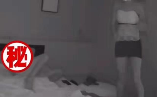 中國湖北一名父親嫖妓，還一次和2女激戰，被警方逮個正著。（翻攝《搜狐》）