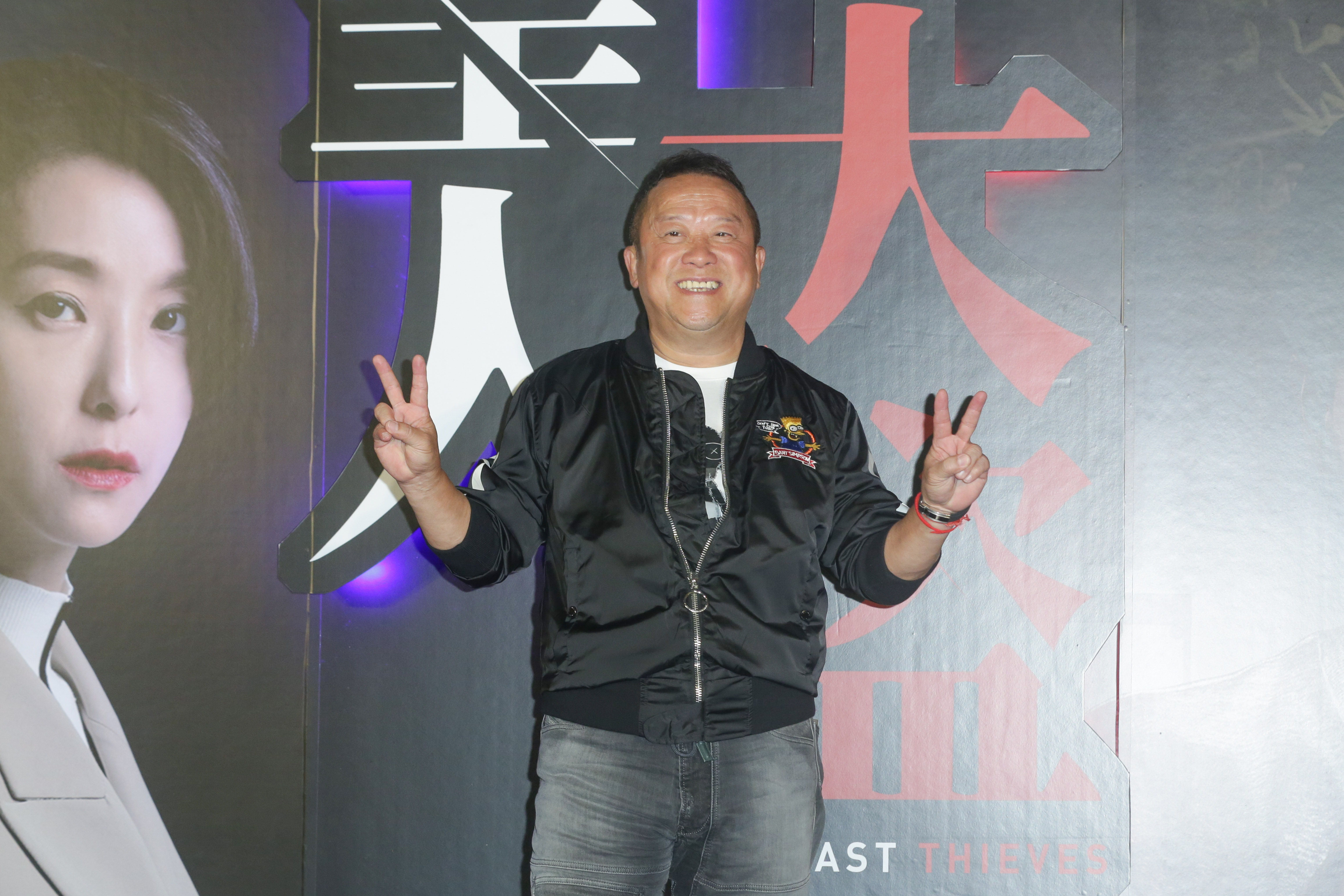 曾志偉年初出任香港無綫副經理（節目內容營運），八個月後即升為總經理，談到有沒加薪，他笑言是加辛。（本刊資料照）