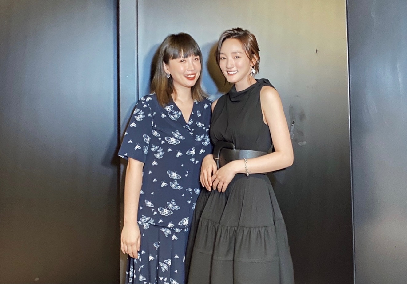 魏如萱新歌〈很小很小〉MV，邀來王淨獨挑大樑，演出獨角戲。（何樂音樂提供）