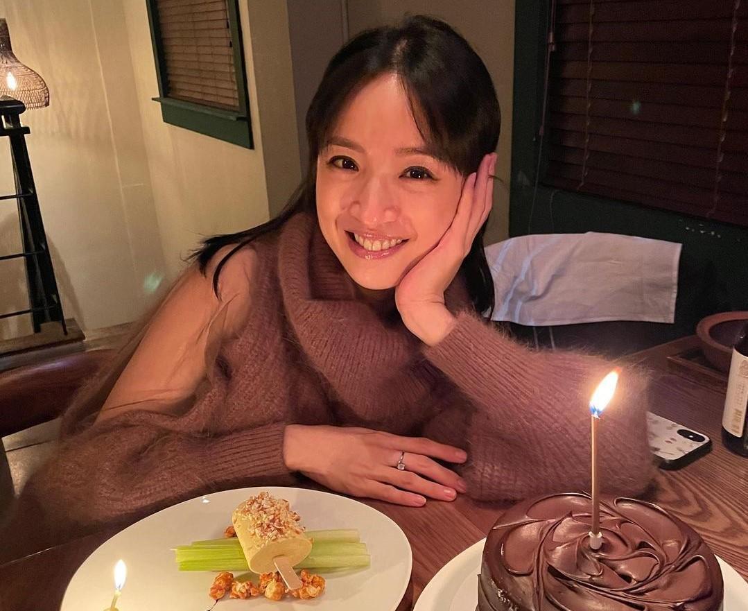 林依晨29日度過39歲生日, 也是她當媽後的第一個生日。(翻攝自林依晨IG)
