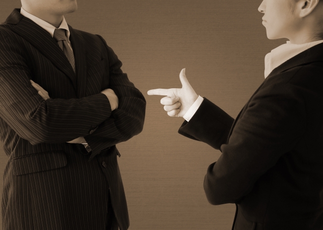 調查官夫妻檔吵架之後，太太竟上傳丈夫的私密照到公務群組內，引發騷動，（示意圖，Photo Ac）