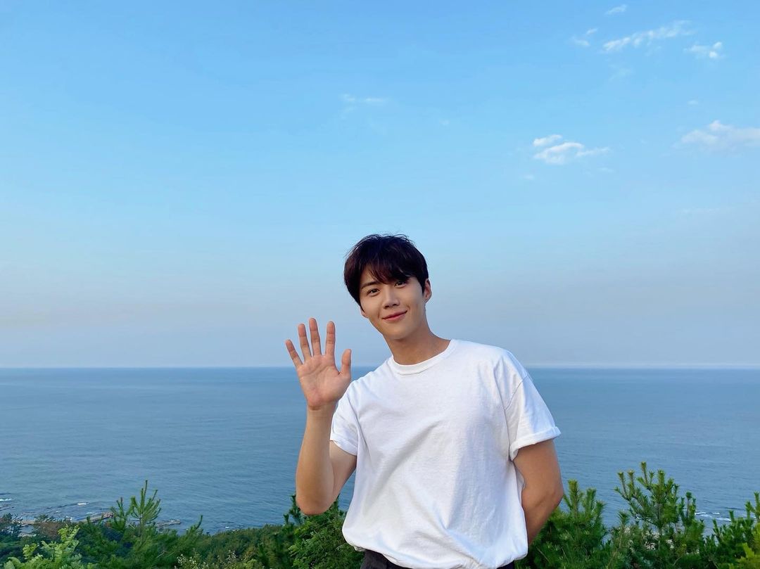 金宣虎逼前女友墮胎風波風向大轉，有望提早回歸演藝圈。（翻攝自kimseonho_staff.diary Instagram）