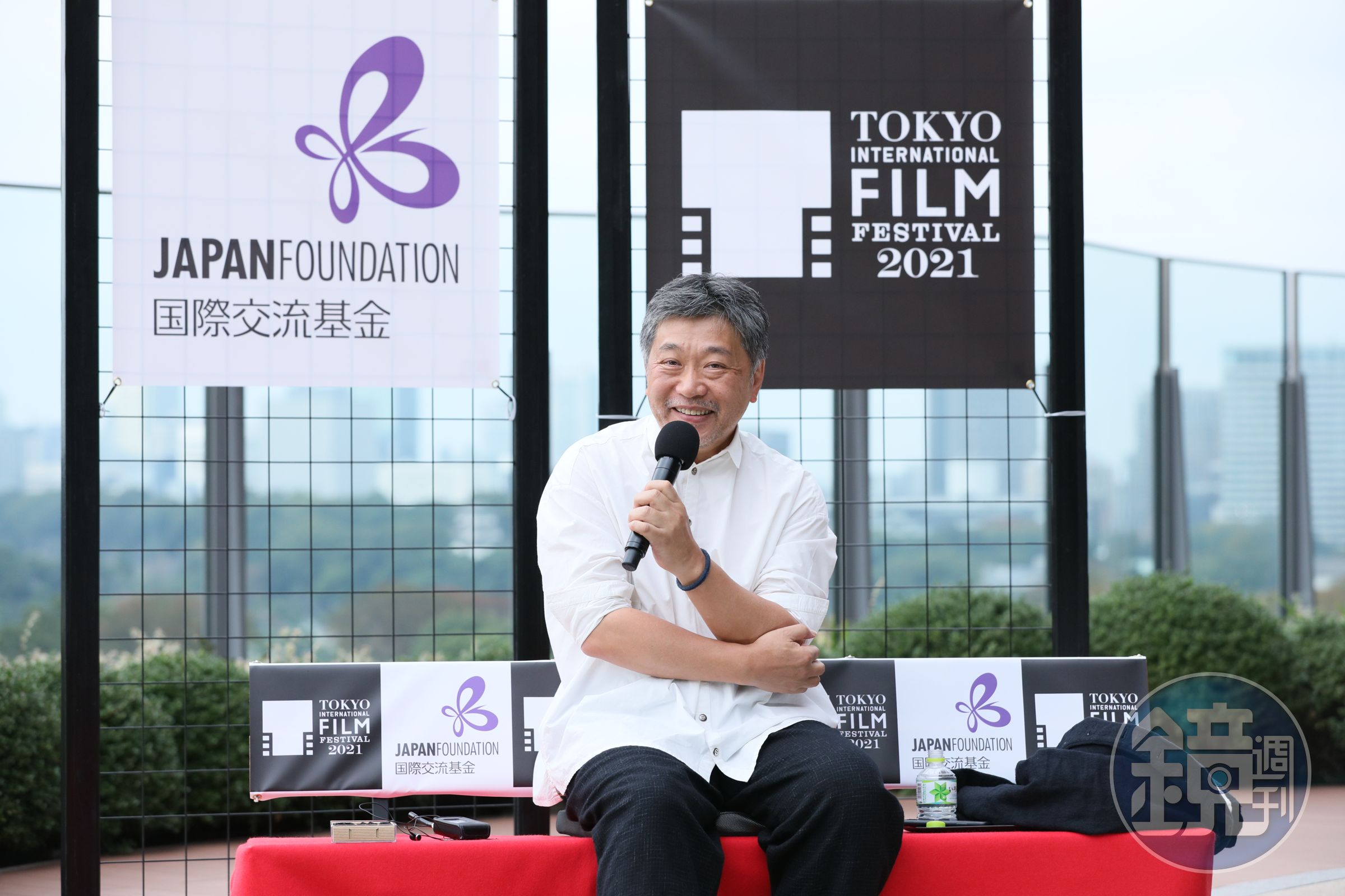 是枝裕和對華語導演如數家珍，頻問張震與各導演的合作感想。（東京國際影展提供）